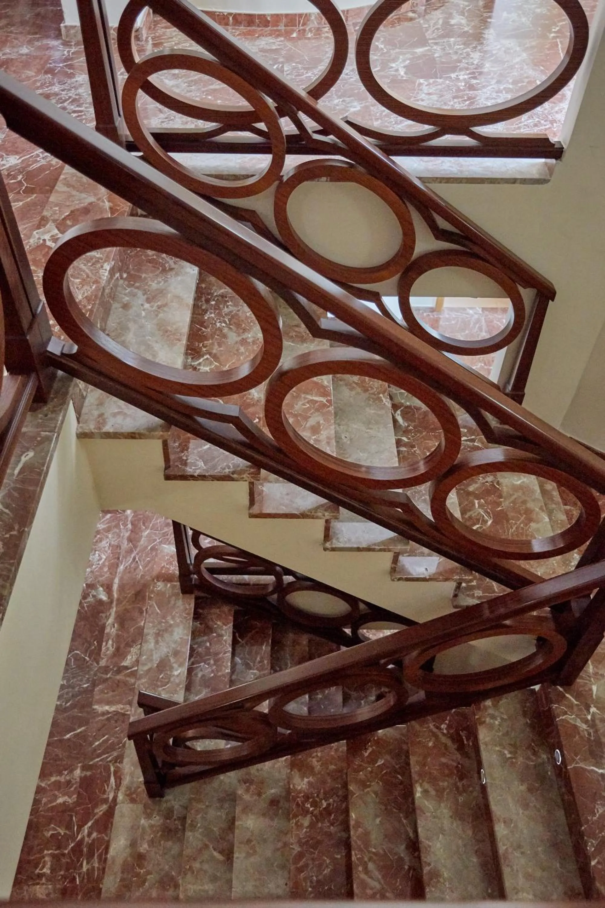 Property building in Doña Lola