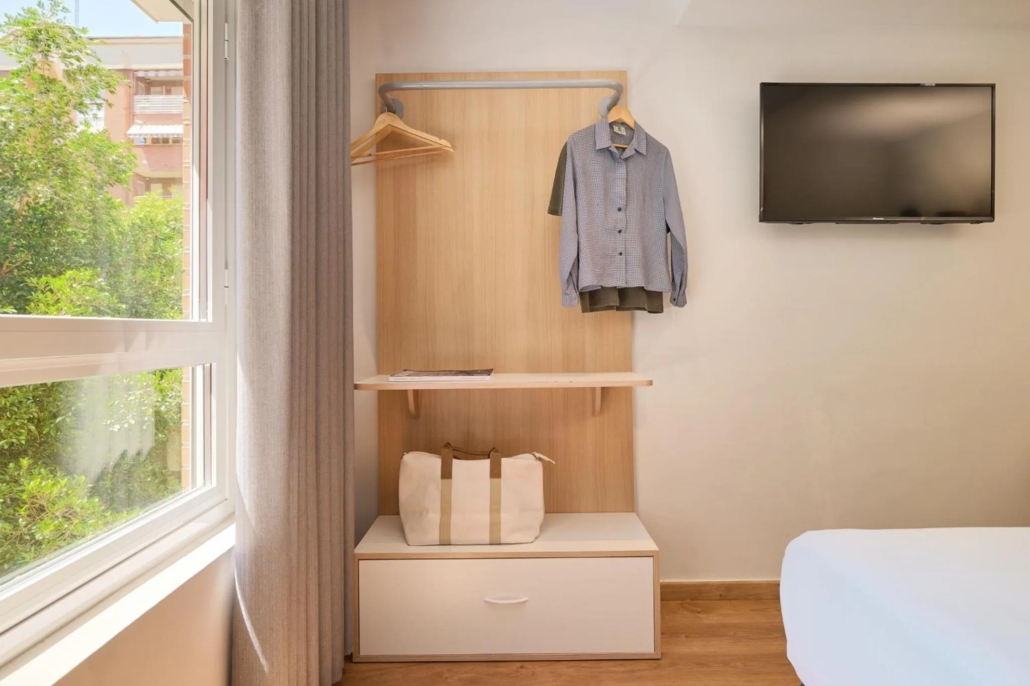 Bedroom, Bed in Rooms Ciencias