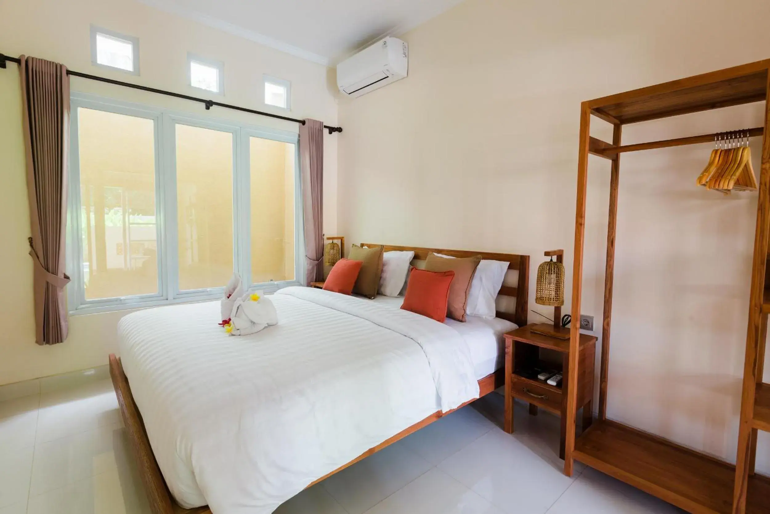 Deluxe Suite in Donguri House Bali Deluxe Suite in Donguri House Bali