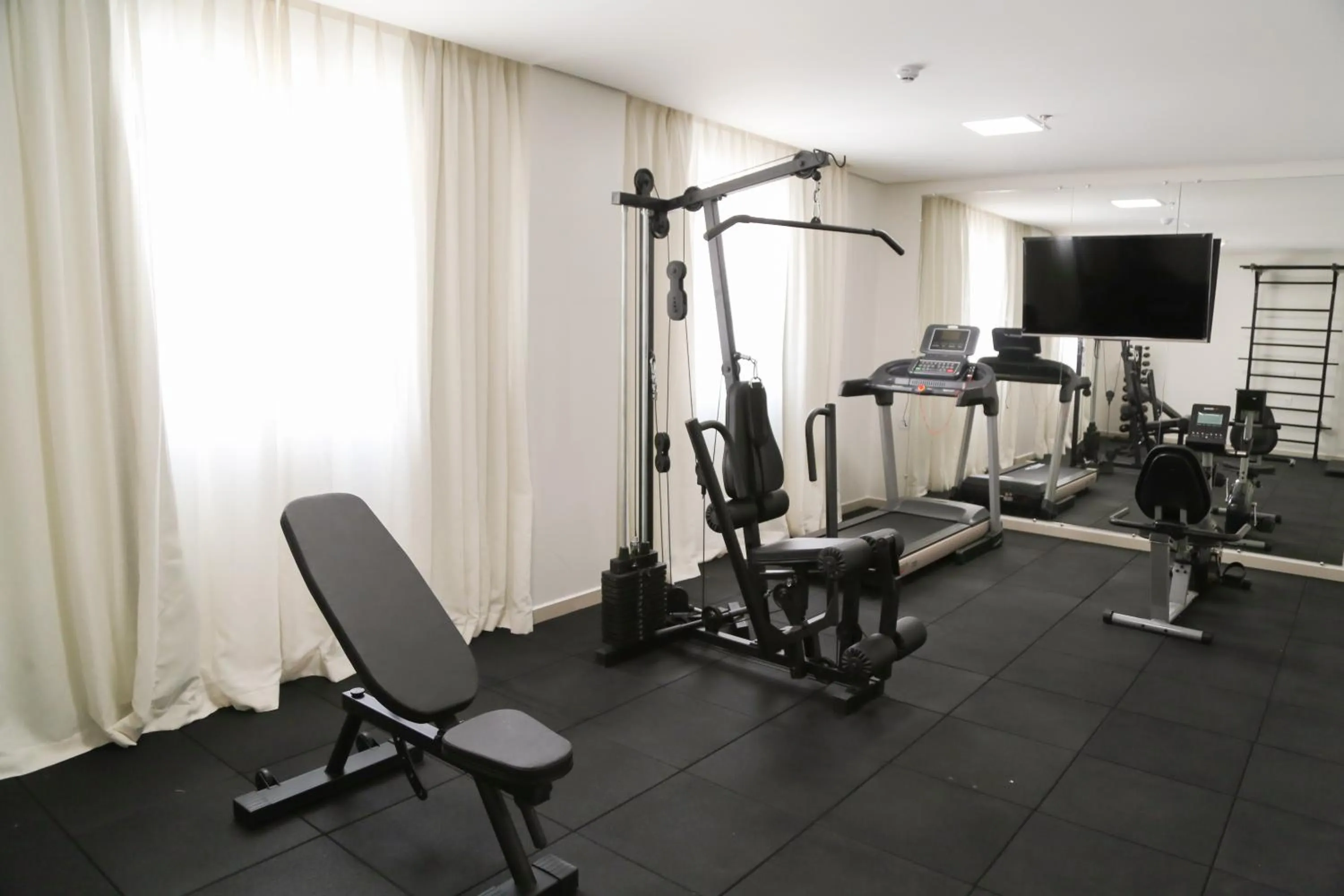 TV and multimedia in Trento Hotel Guaíra by Unna