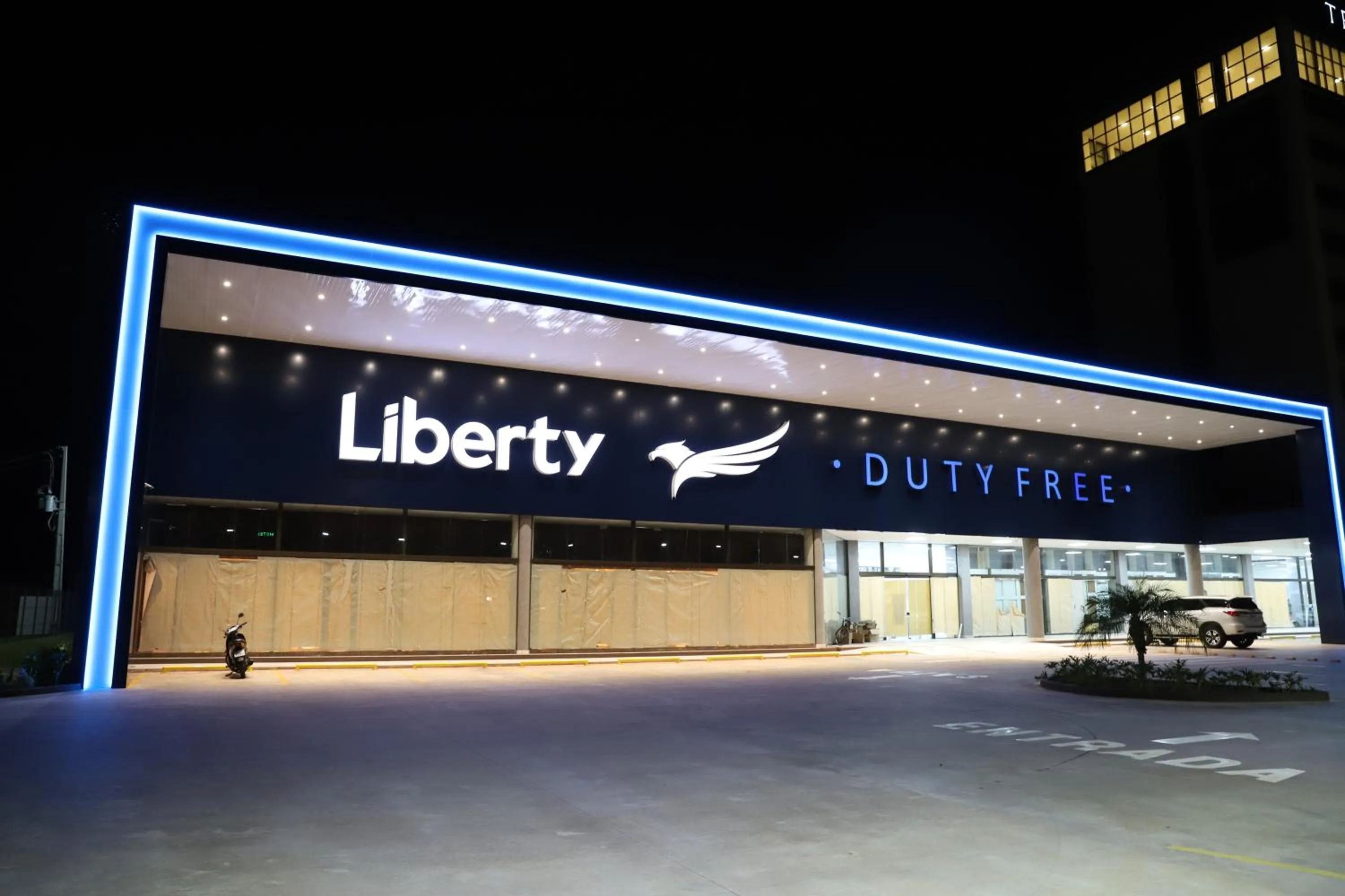 Night in Trento Hotel Guaíra by Unna