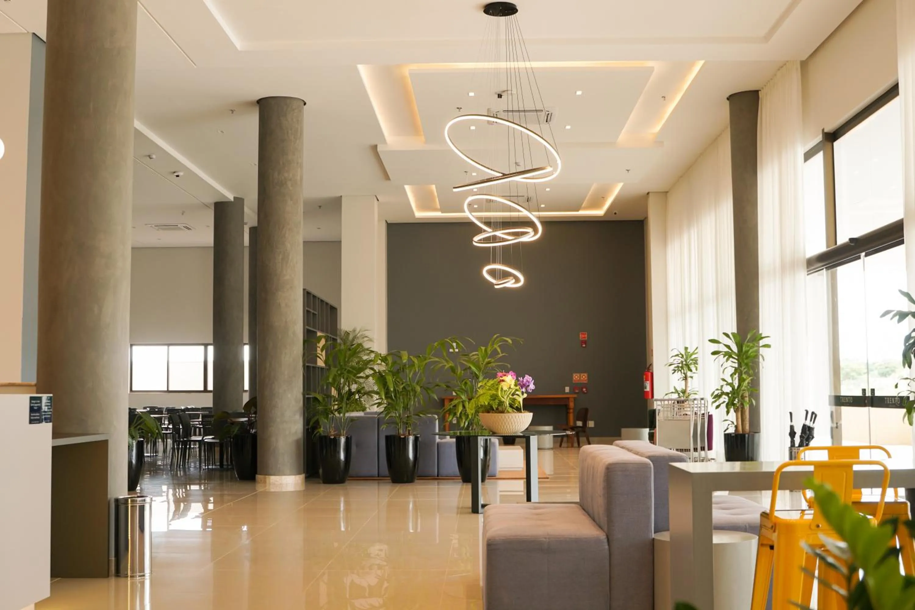 Lobby or reception in Trento Hotel Guaíra by Unna