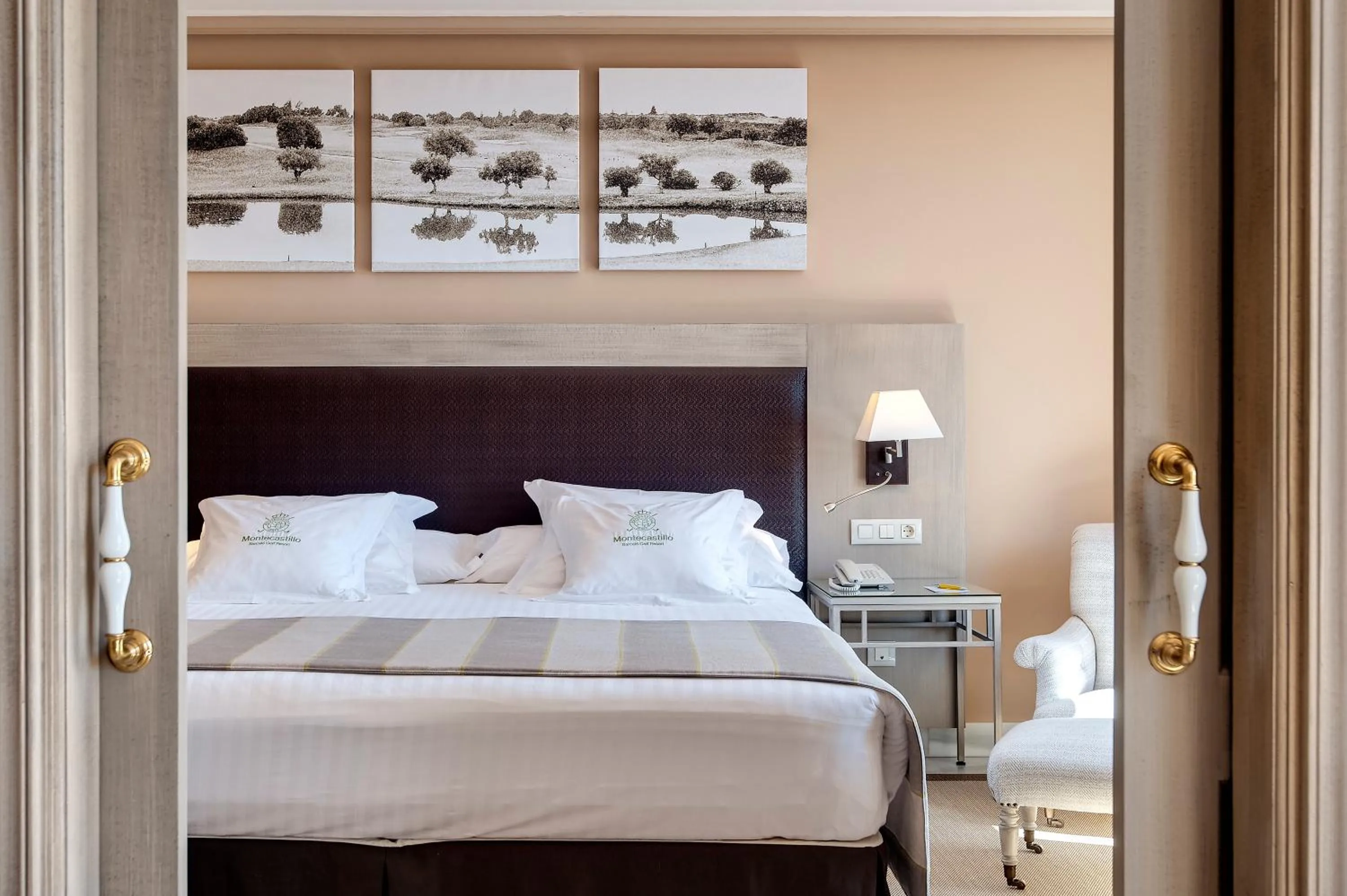 Bed in Barceló Montecastillo Golf