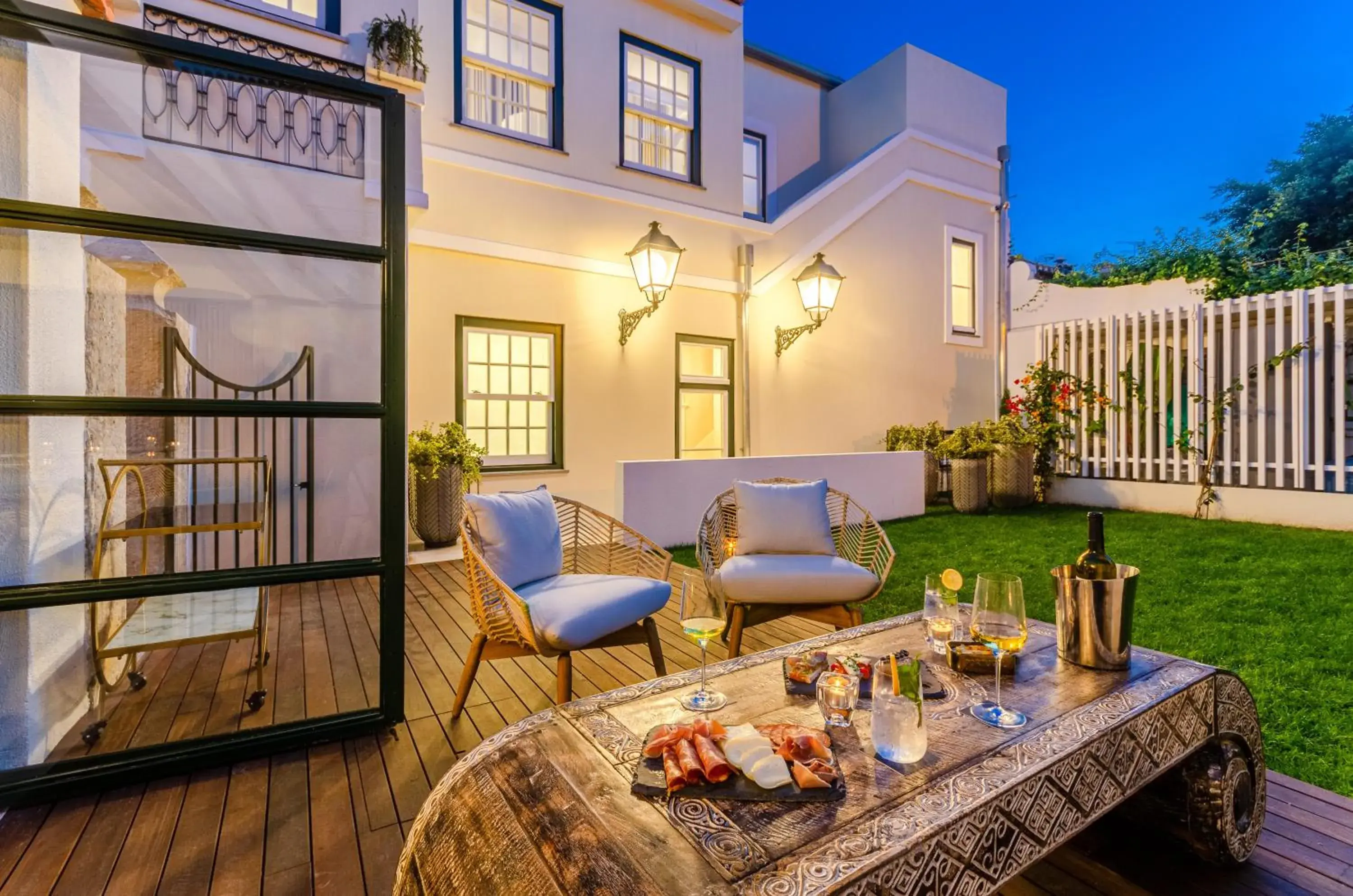 BCascais Boutique House by APT IIN Cascais Center BCascais Boutique House by APT IIN Cascais Center