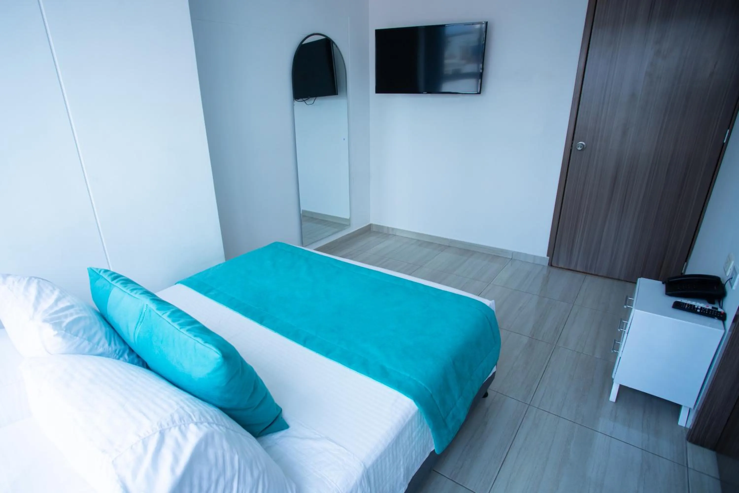 Bedroom, Bed in Street 55 Hotel