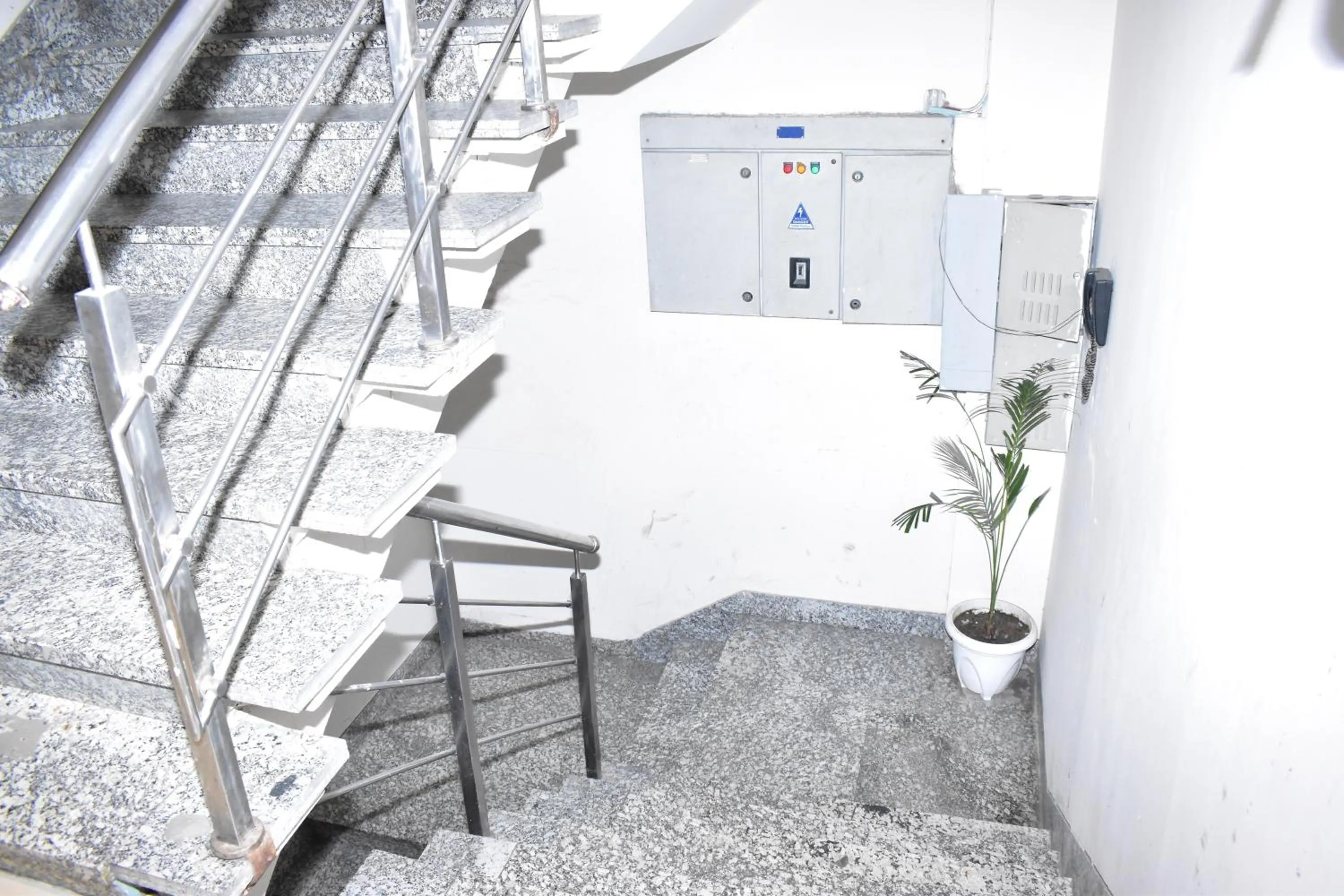 Floor plan in Qotel Comfort Golden Saffron Punjabi Bagh New Delhi