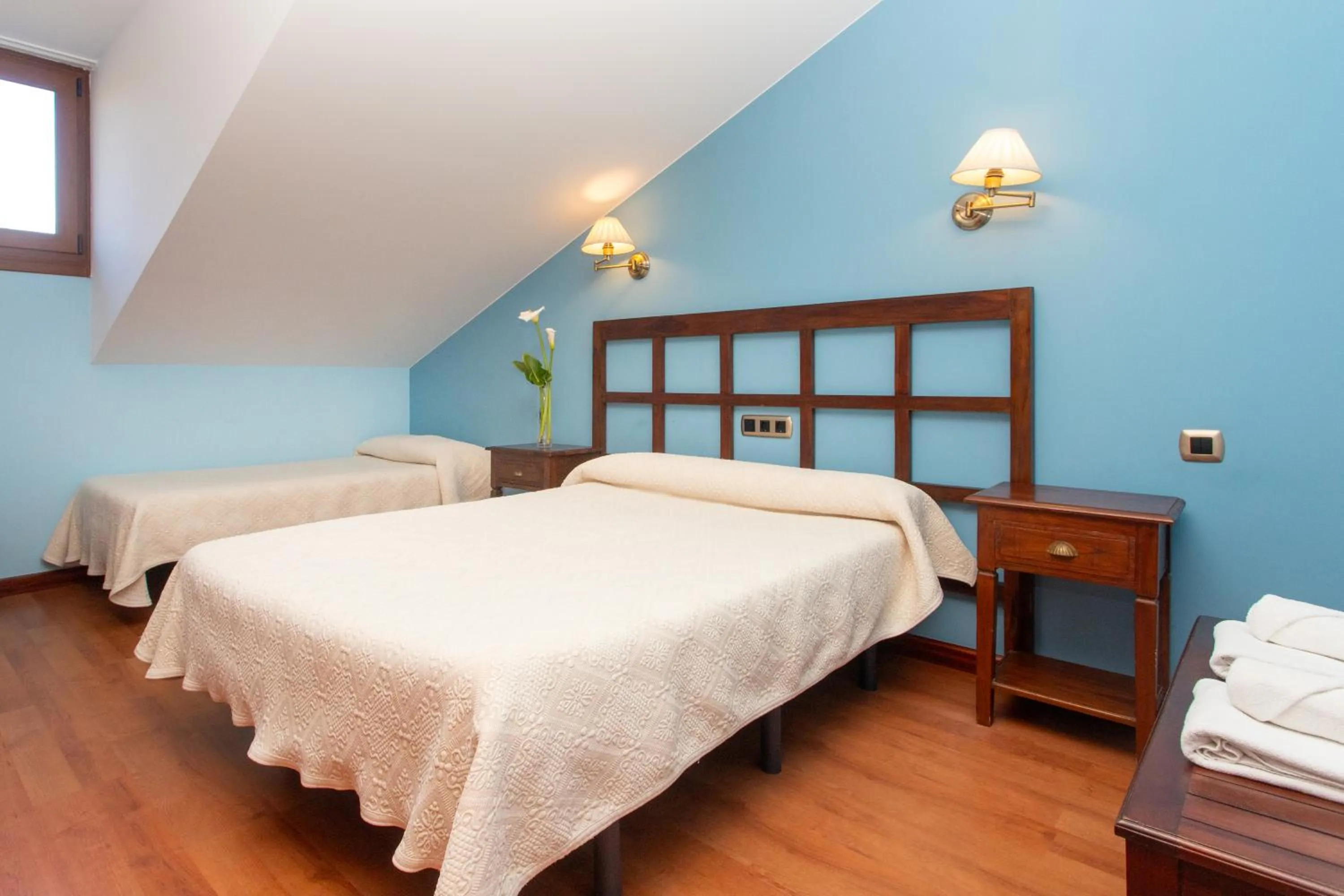 Photo of the whole room, Bed in Hotel Bufon de Arenillas