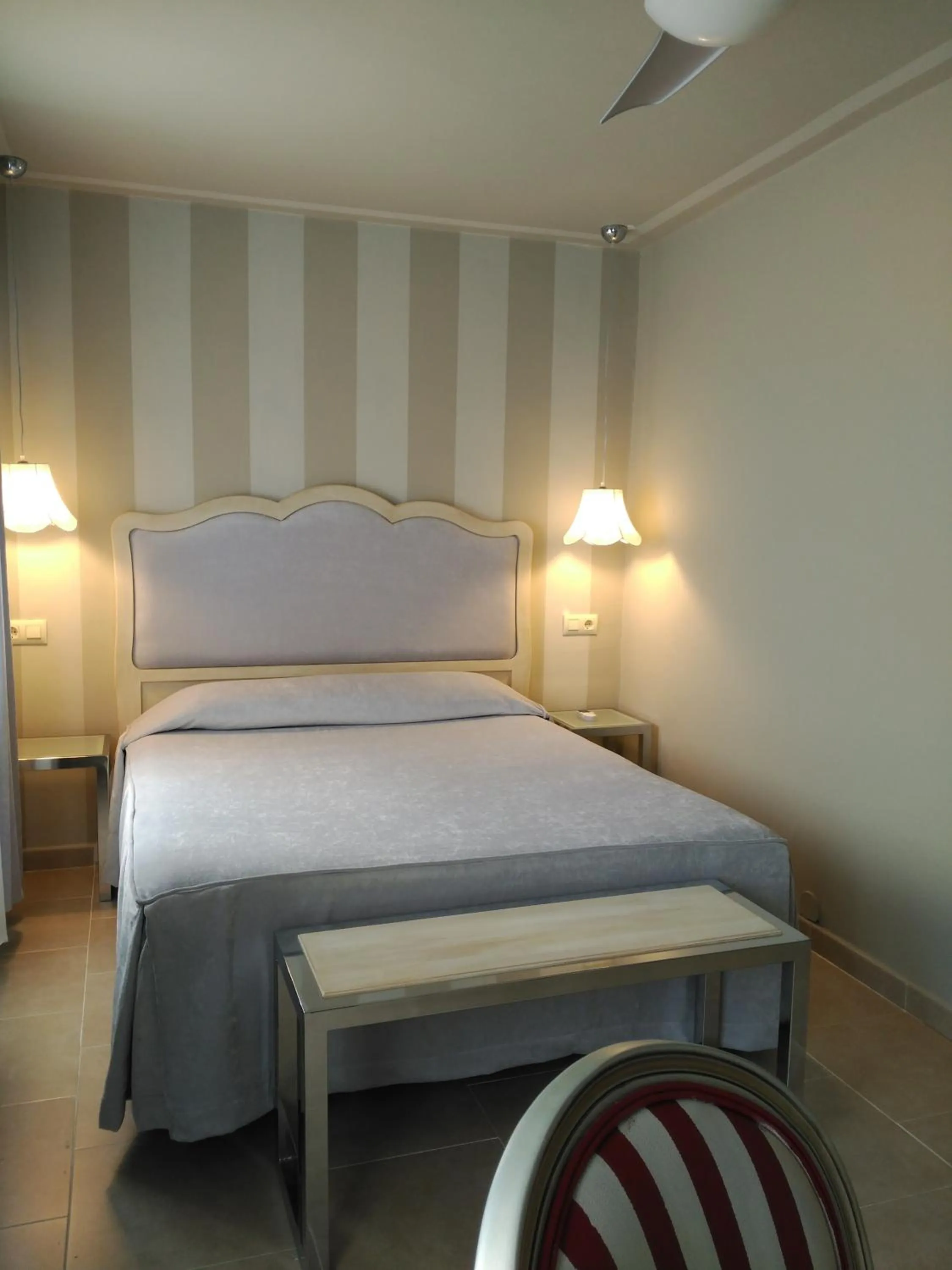 Bedroom, Bed in Hotel Bufon de Arenillas