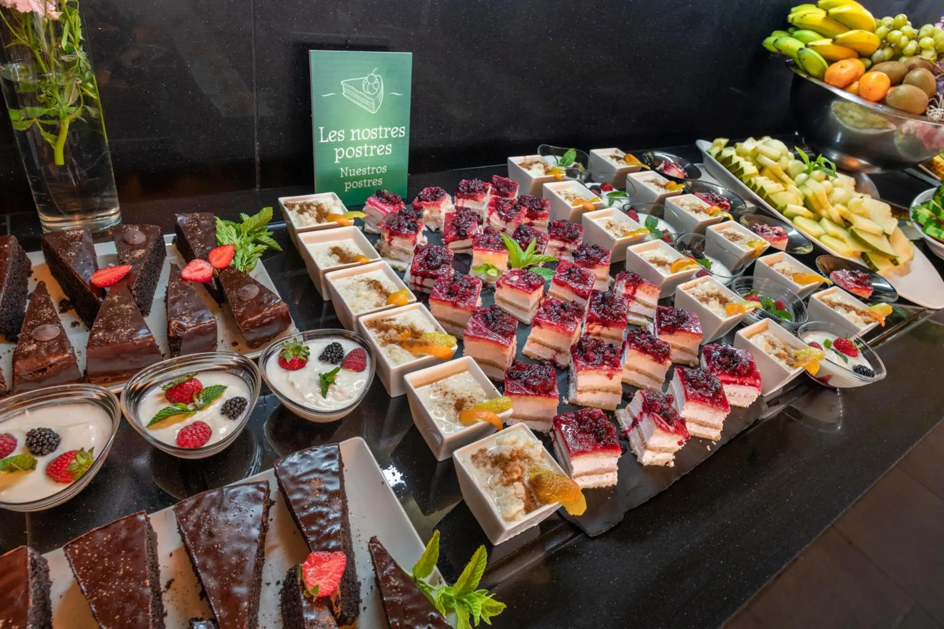 Restaurant/places to eat in Hotel & Resort Vilar Rural d'Arnes by Serhs Hotels Restaurant/places to eat in Hotel & Resort Vilar Rural d'Arnes by Serhs Hotels