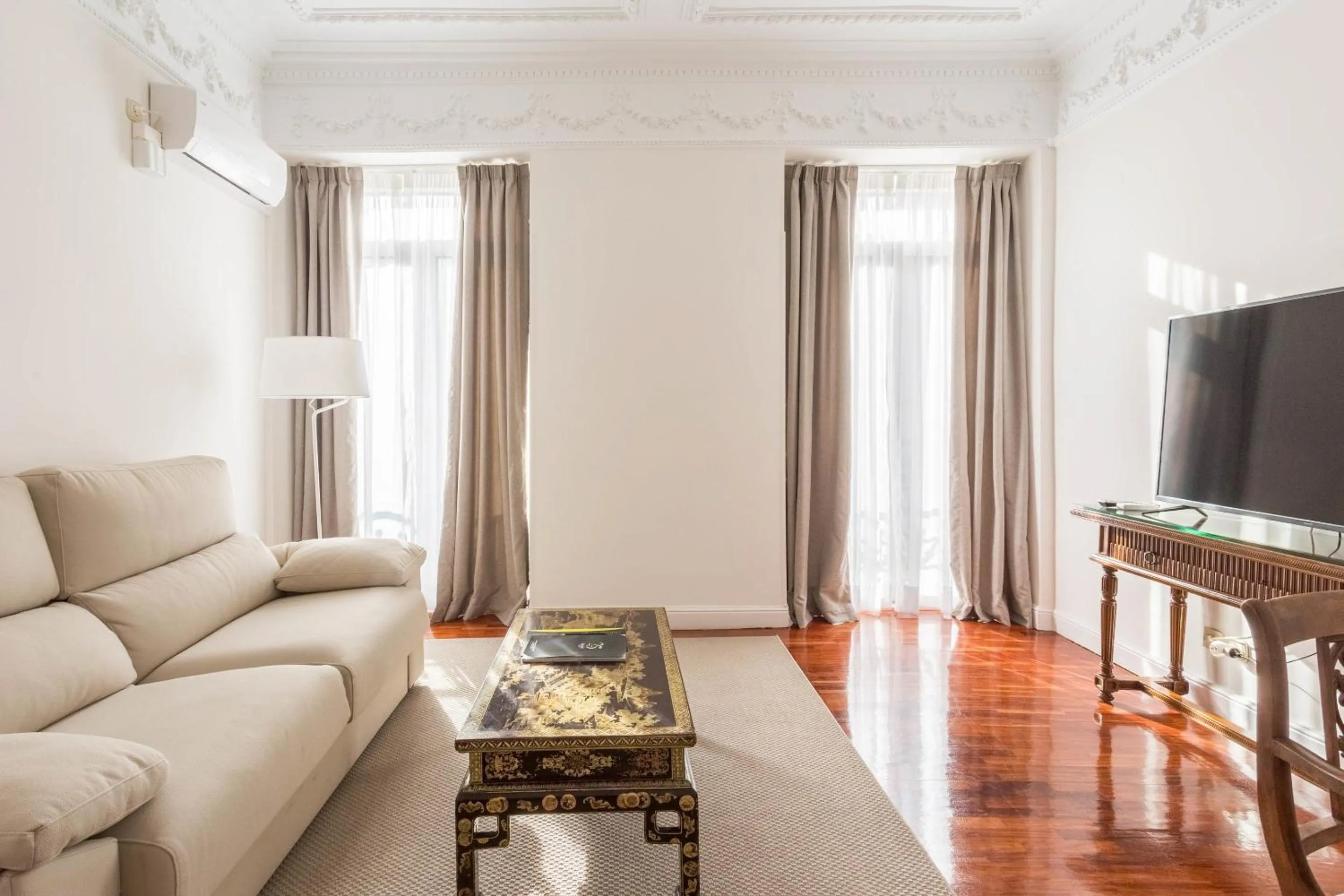 Food and drinks in Sercotel Hotel Europa