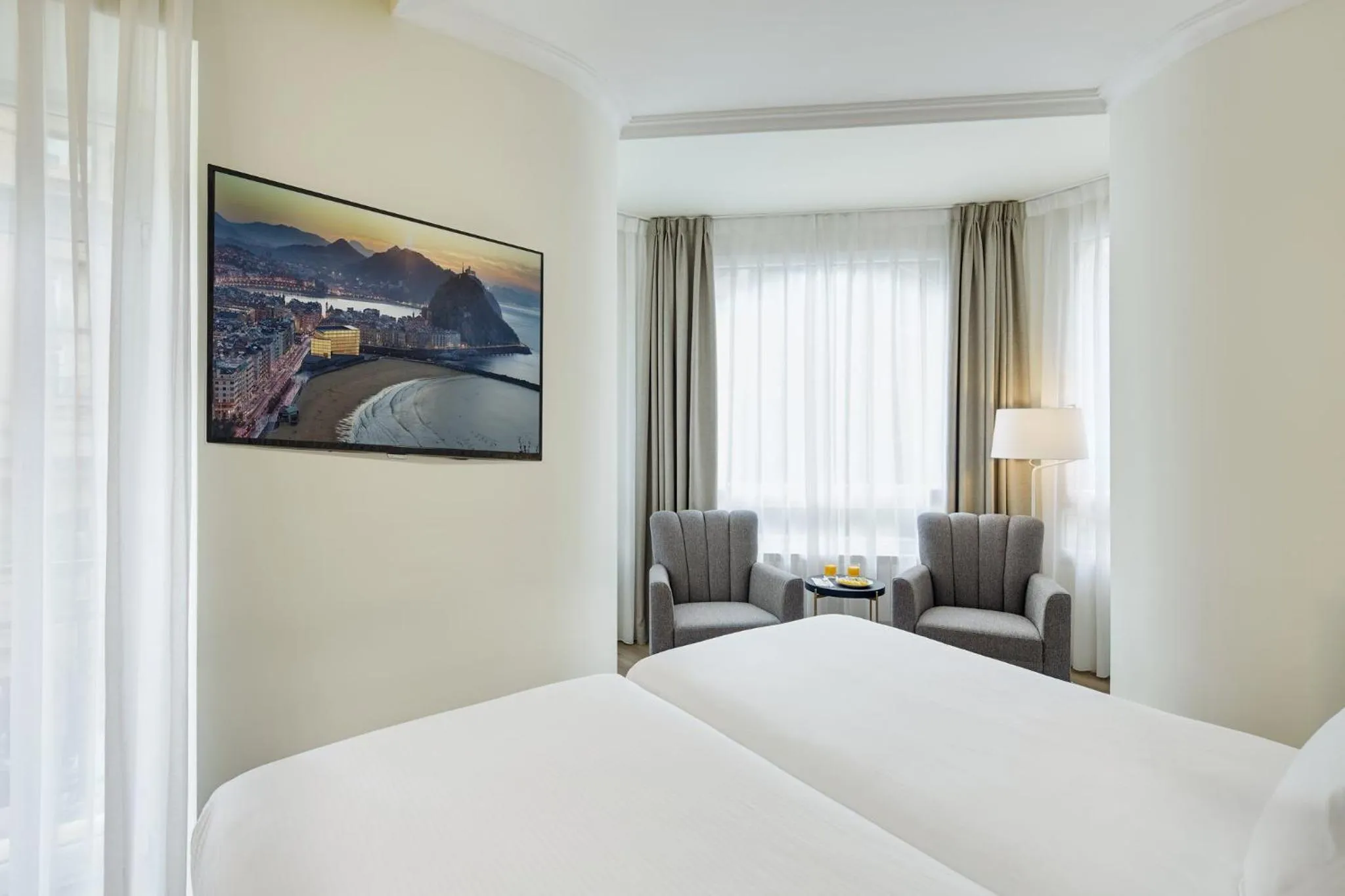 Photo of the whole room, Bed in Sercotel Hotel Europa