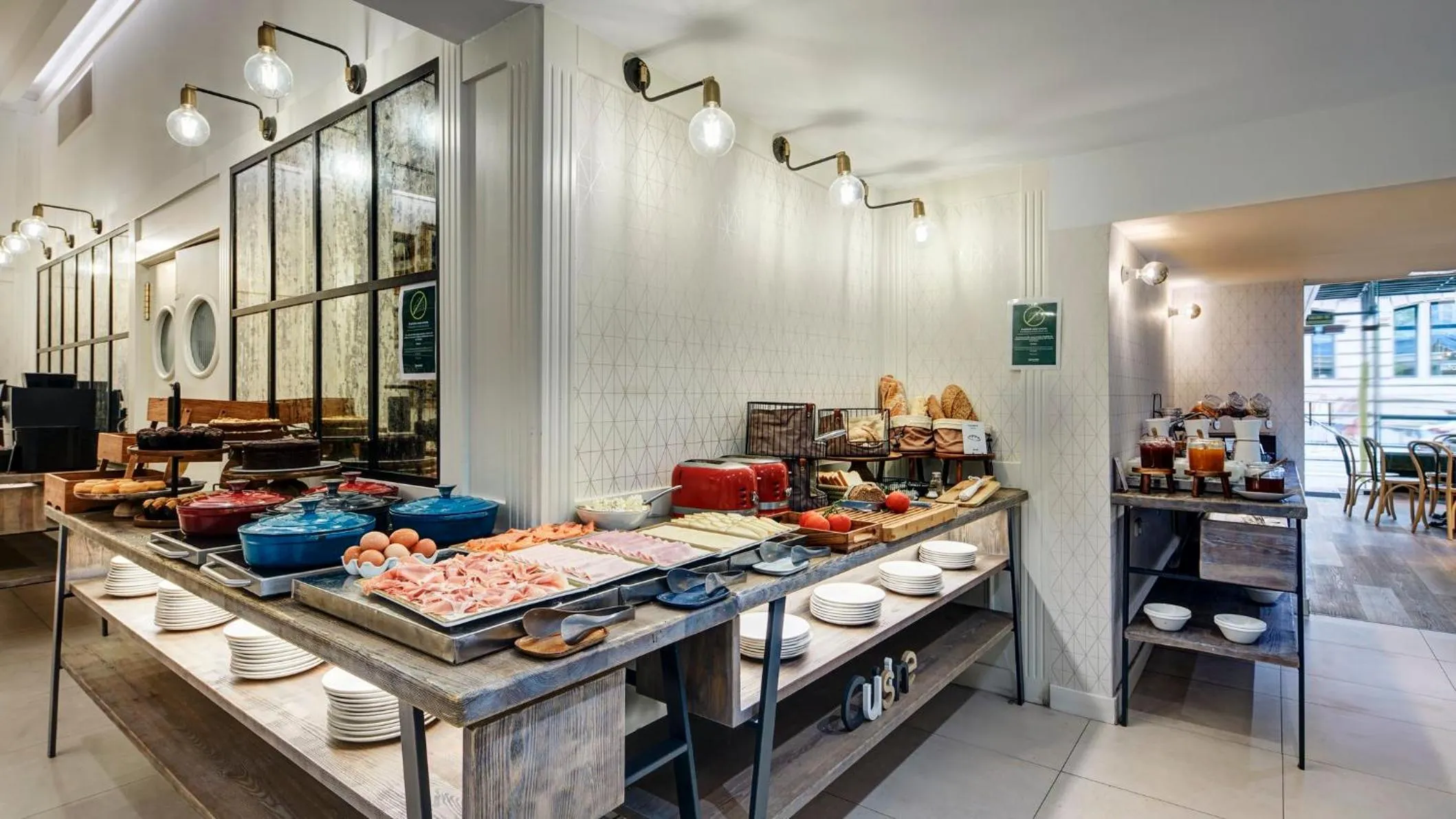 Breakfast in Sercotel Hotel Europa