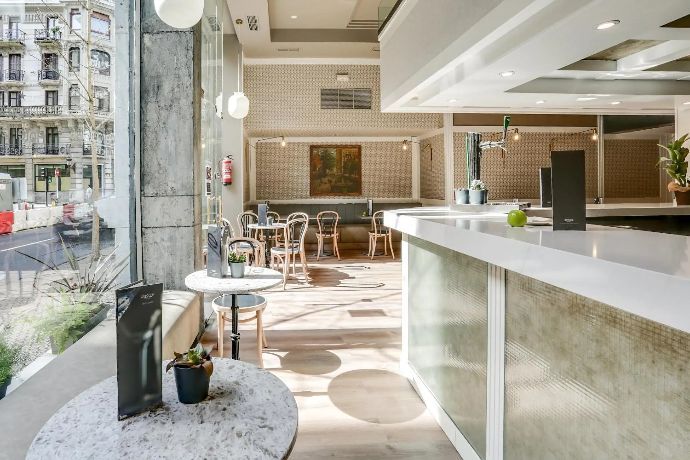 Lounge or bar in Sercotel Hotel Europa Lounge or bar in Sercotel Hotel Europa