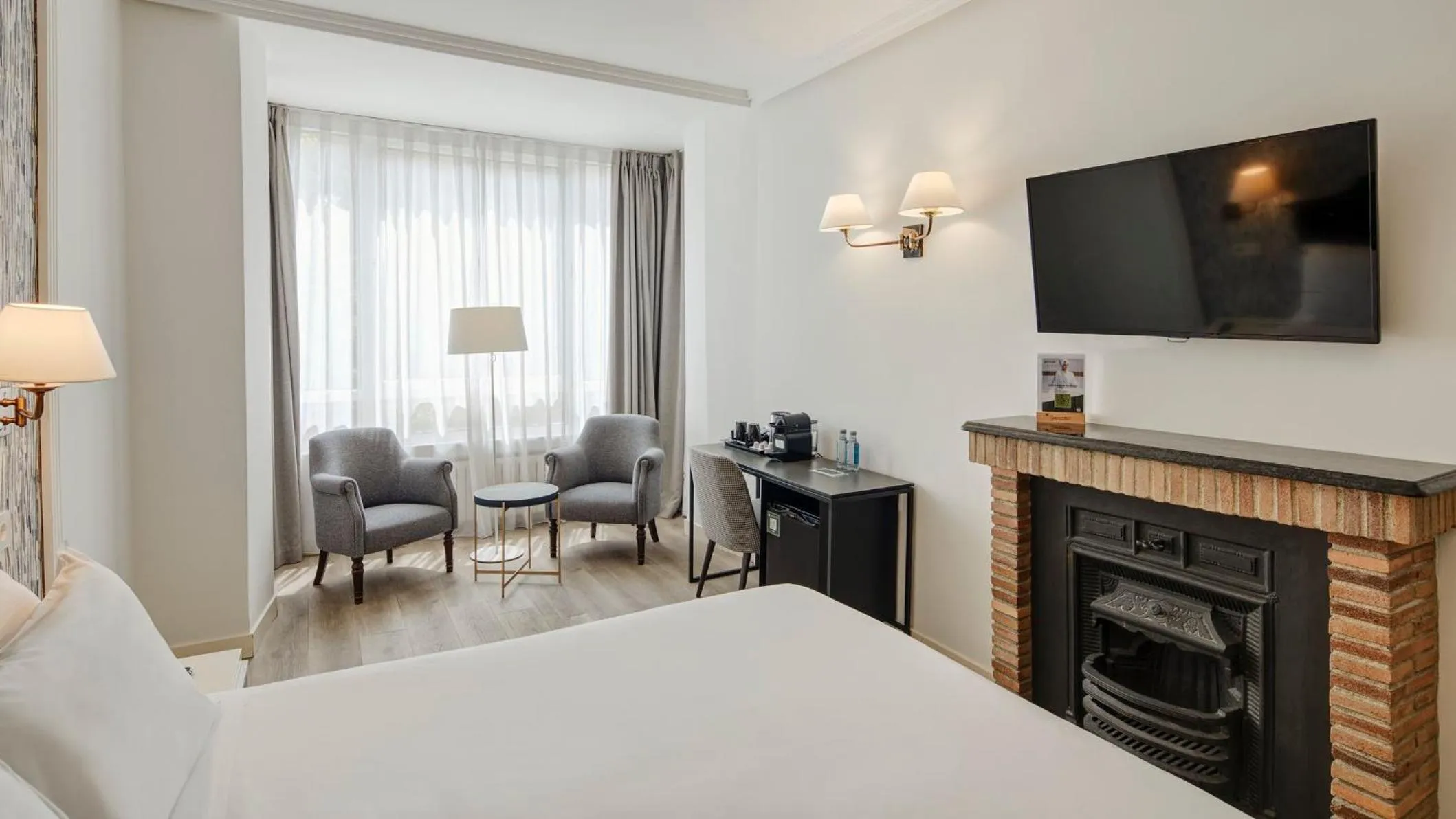 Photo of the whole room, Bed in Sercotel Hotel Europa