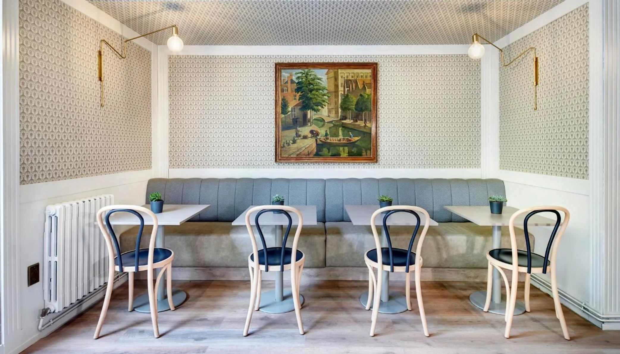 Lounge or bar in Sercotel Hotel Europa