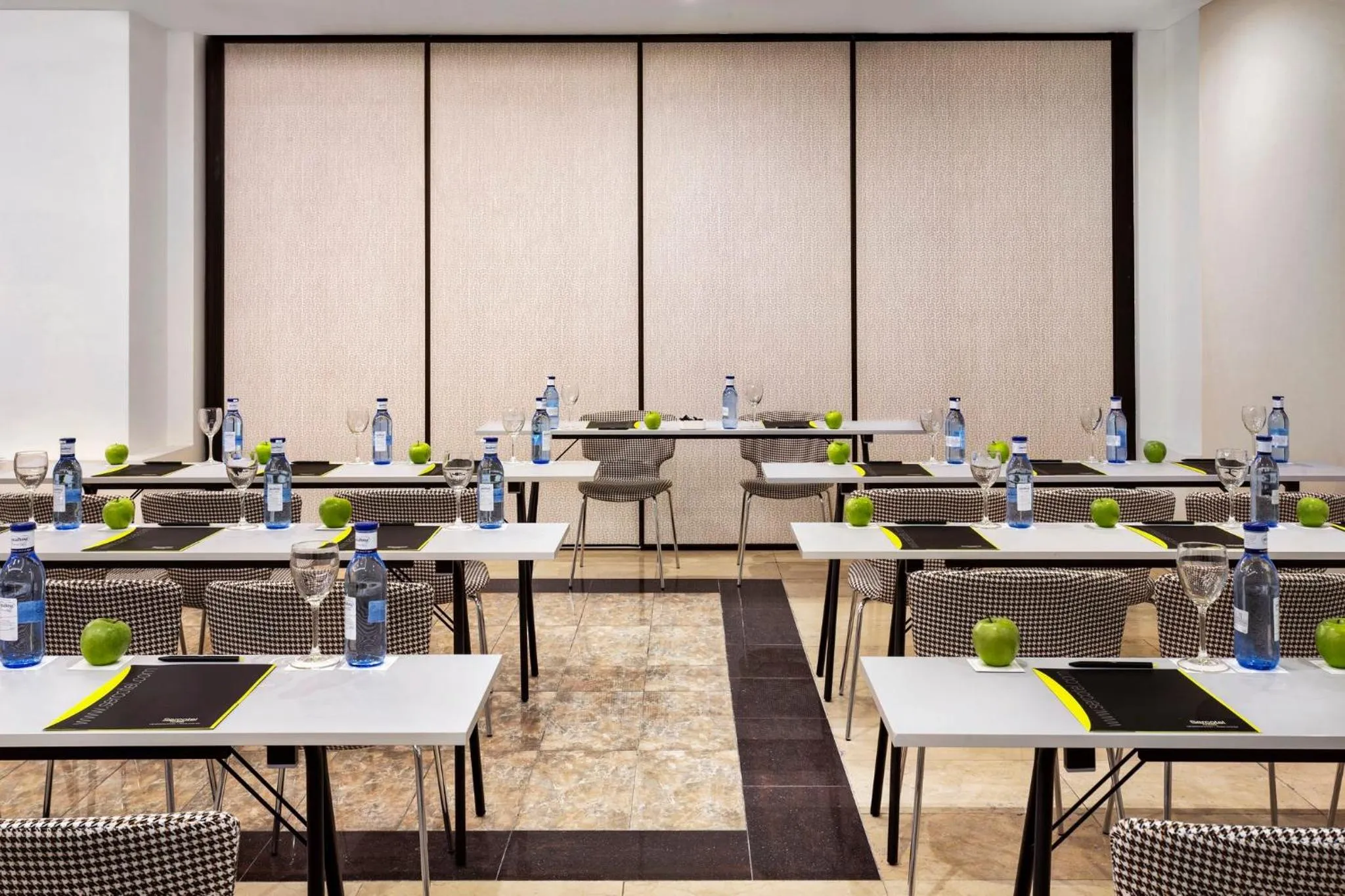 Meeting/conference room in Sercotel Hotel Europa