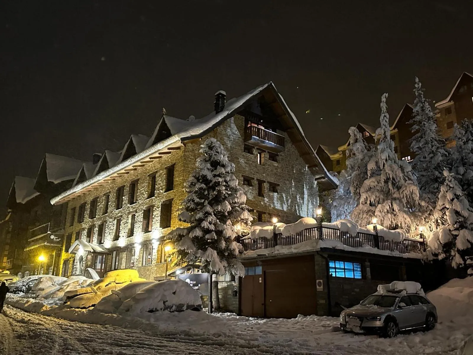 Property building in SNÖ Villa de Sallent 4