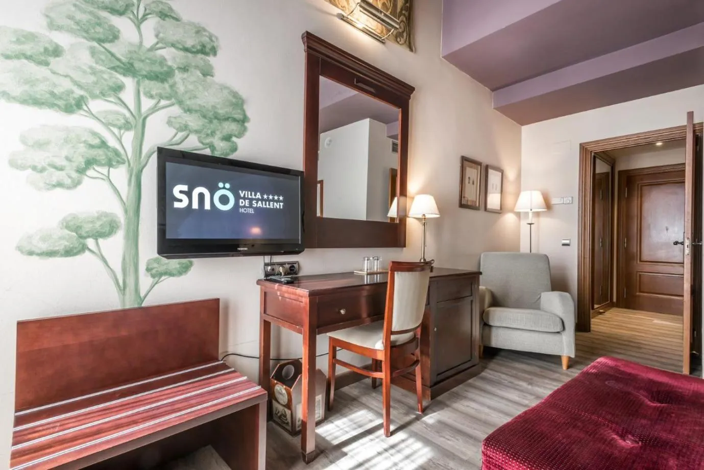 Seating area in SNÖ Villa de Sallent 4