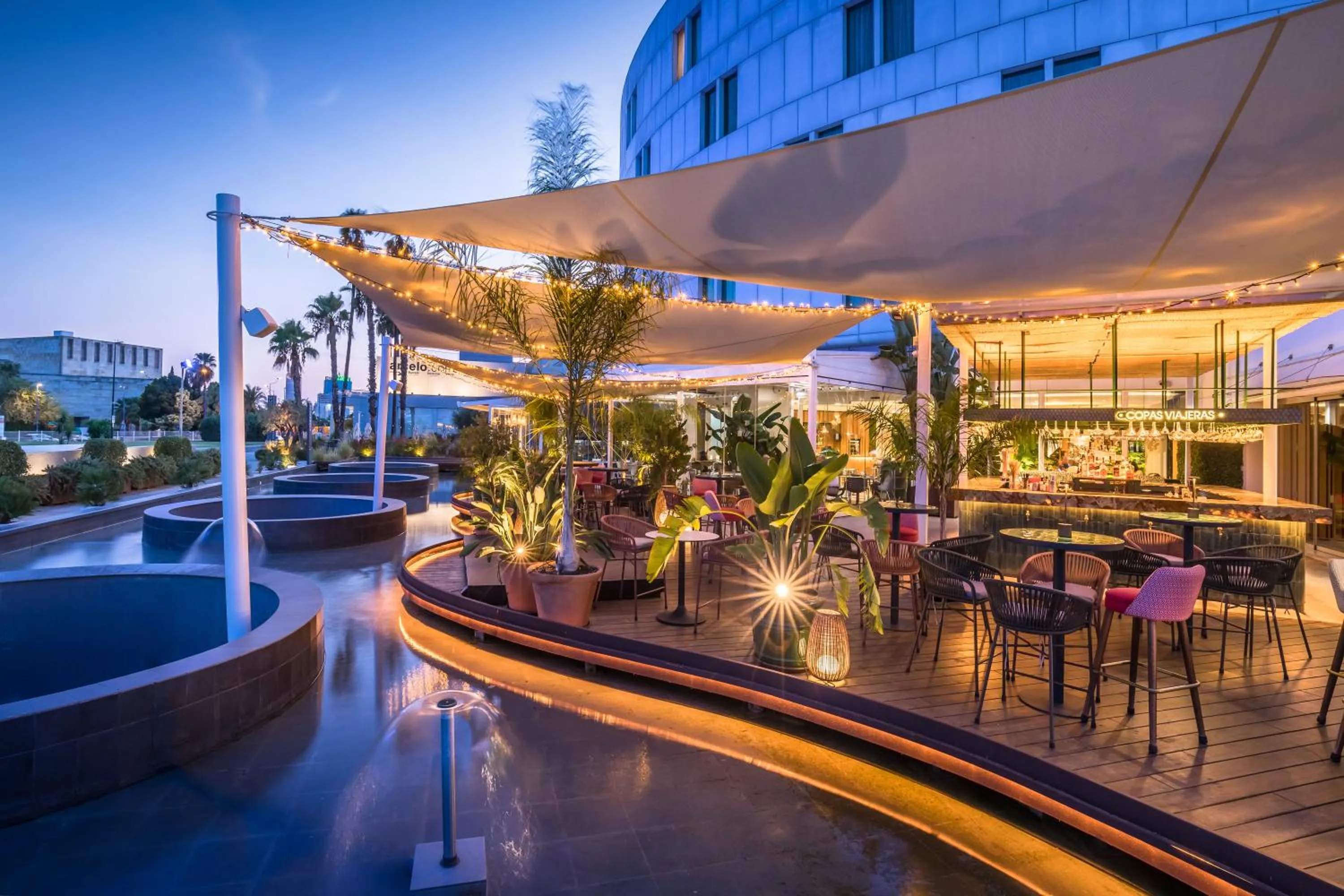 Night in Barceló Sevilla Renacimiento