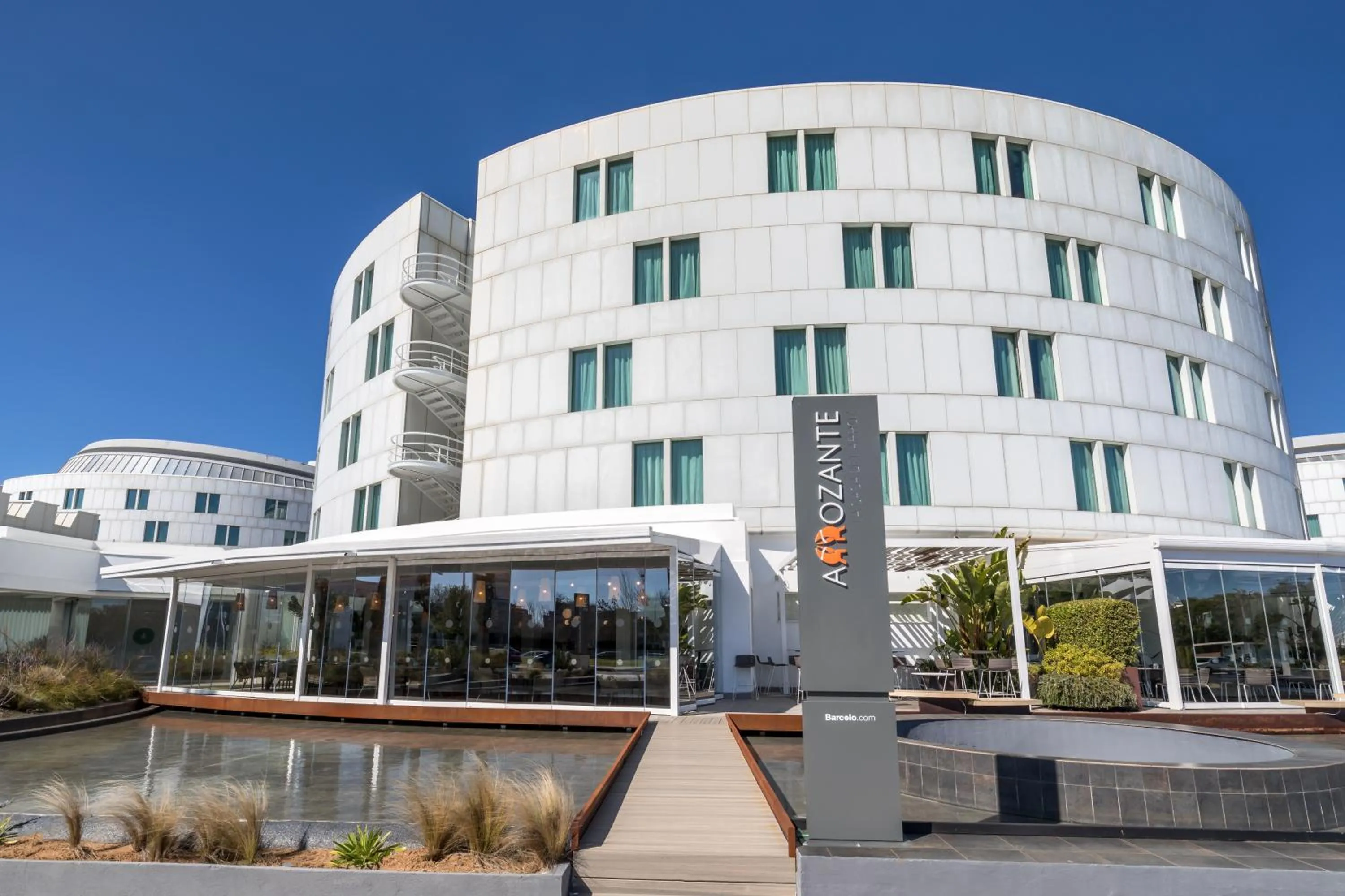 Restaurant/places to eat in Barceló Sevilla Renacimiento