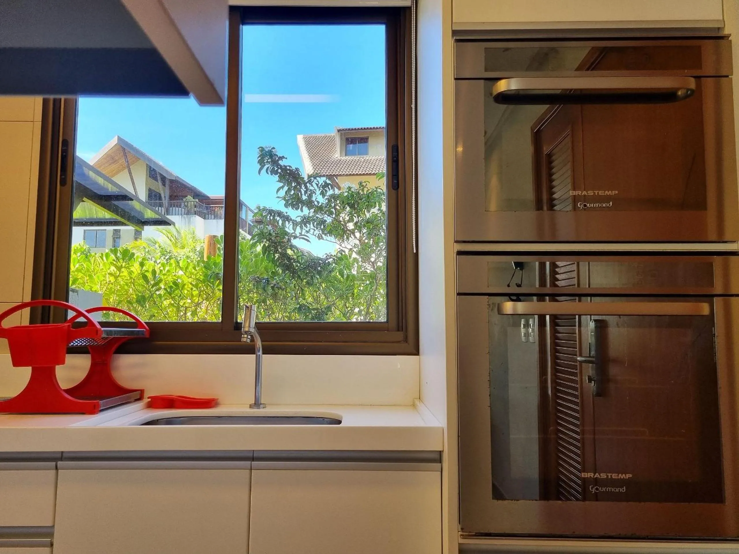 Kitchen or kitchenette in Malawi Muro Alto Porto de Galinhas Beira Mar