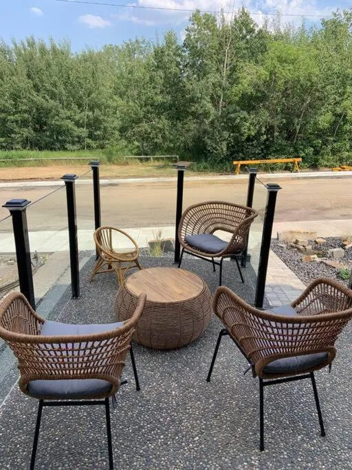 Patio in Executive Bsmt Suite, King Bed, 5 min to DT & Whyte Ave, Sleeps 6!