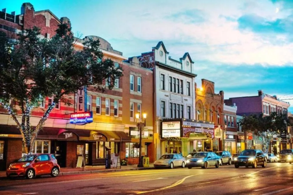 Nearby landmark in Executive Bsmt Suite, King Bed, 5 min to DT & Whyte Ave, Sleeps 6!