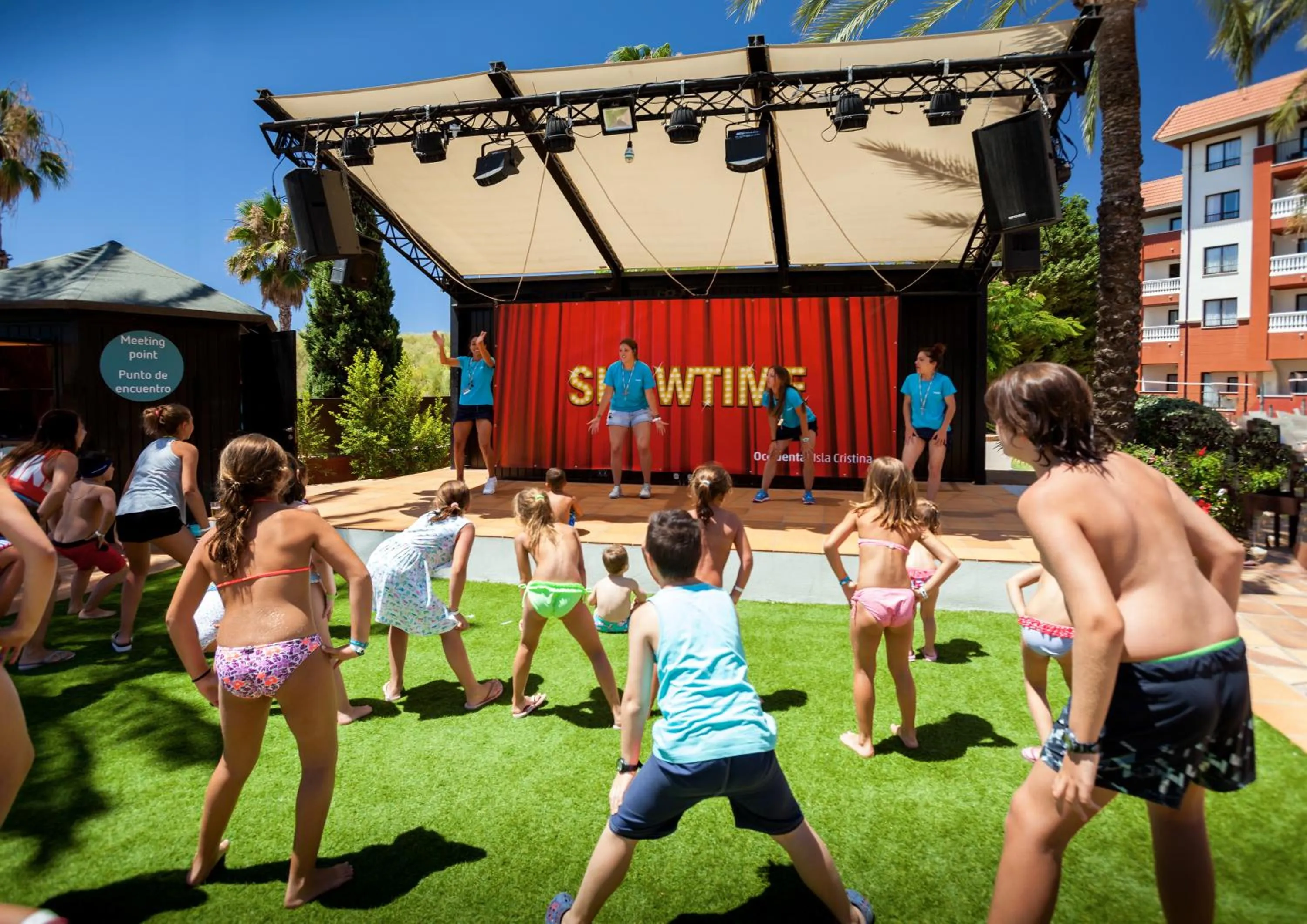 Entertainment in Occidental Isla Cristina