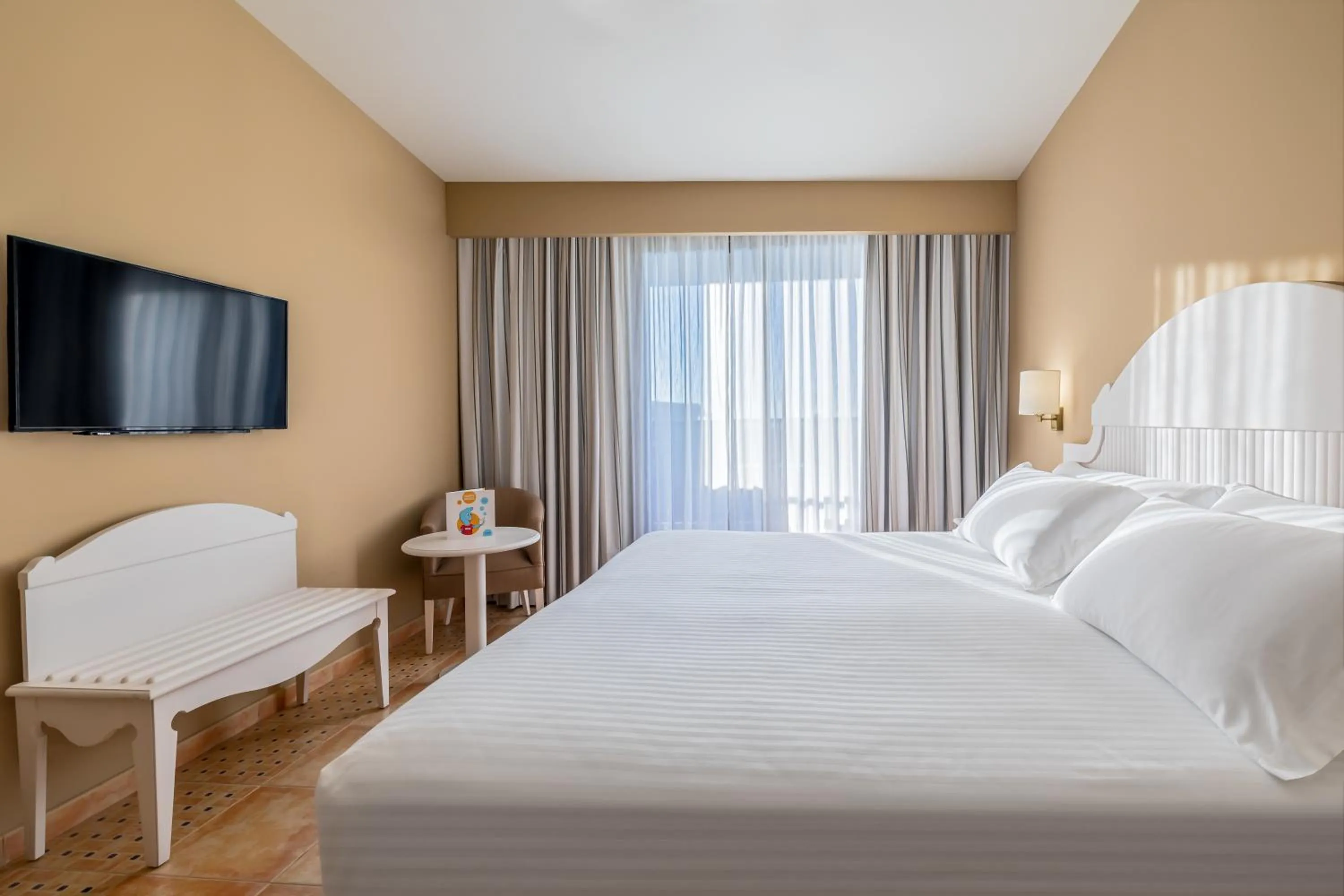 Bedroom, Bed in Occidental Isla Cristina