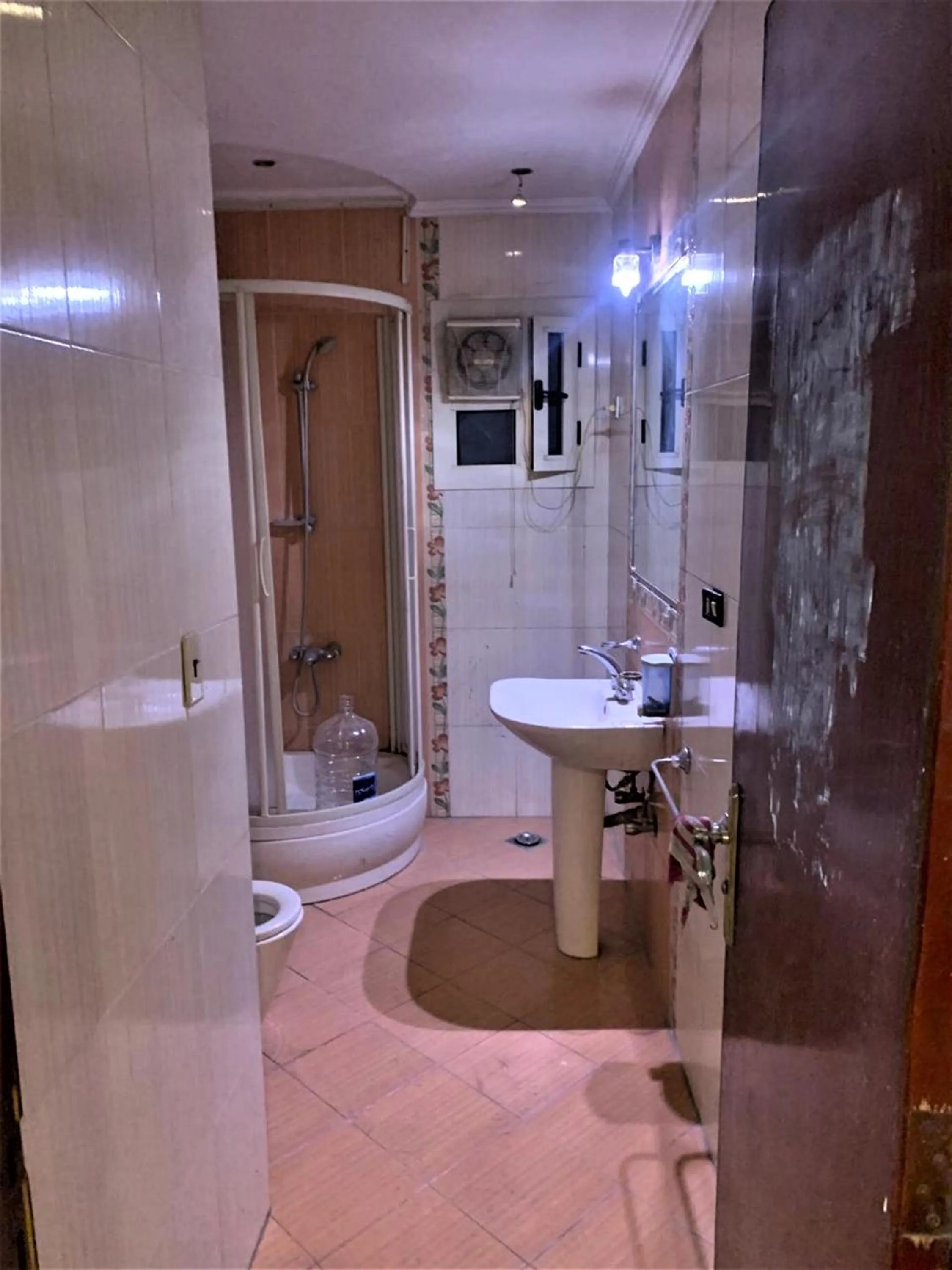 Shower in Casa De Golf-Heliopolis