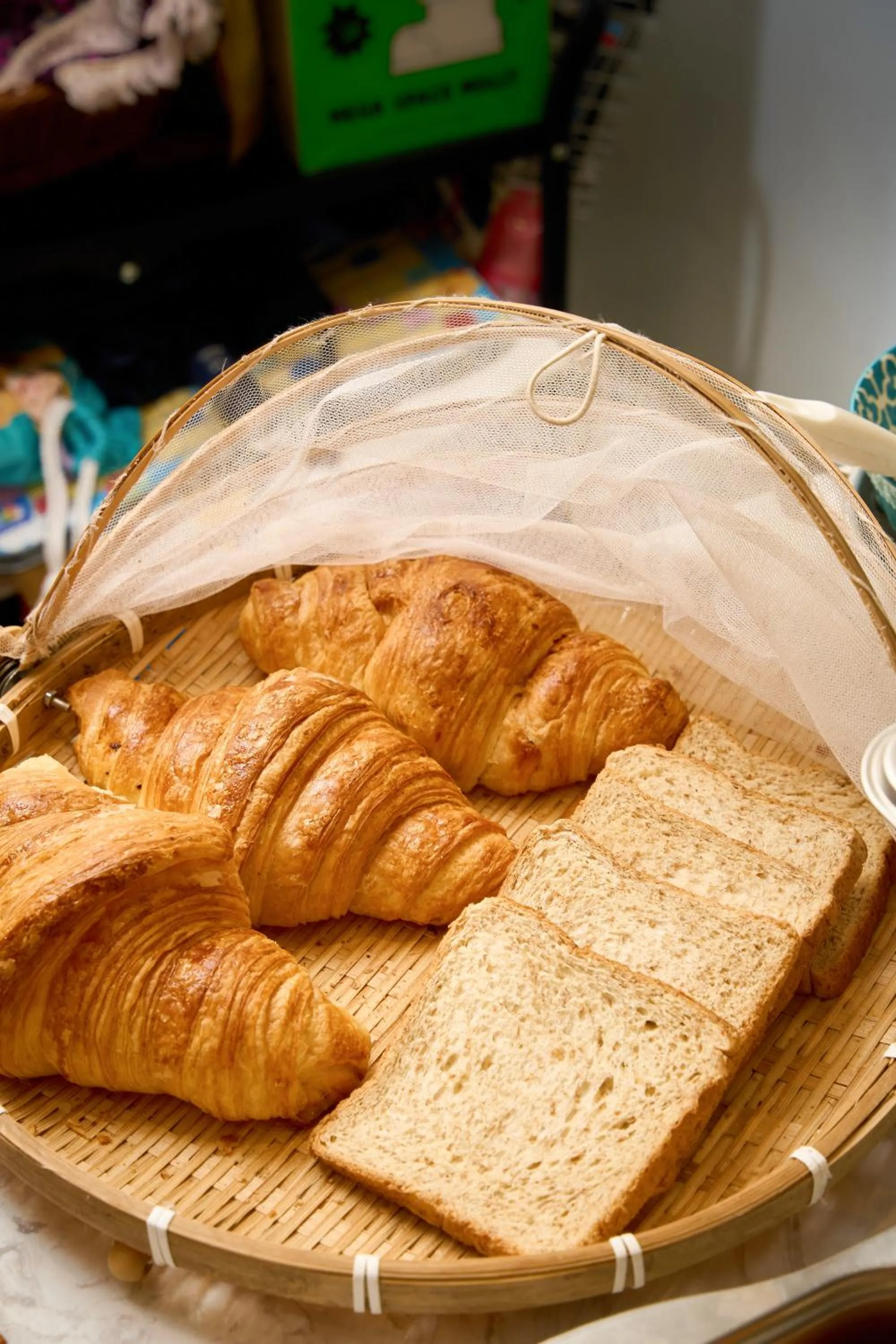 Restaurant/places to eat in Pran At Kumuang Boutique House