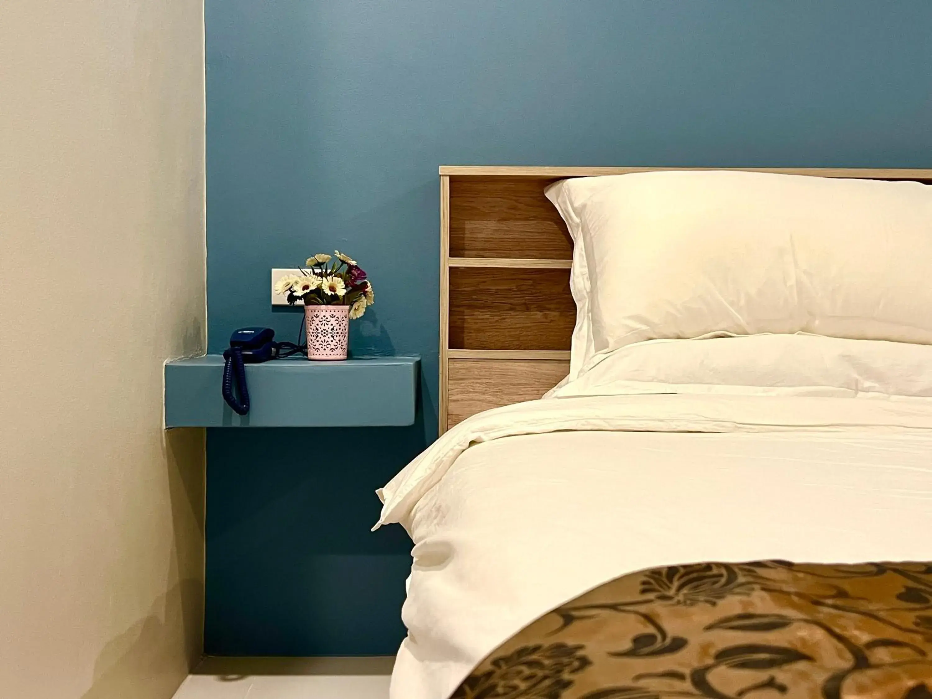 Bed in THE NICE Bed in THE NICE