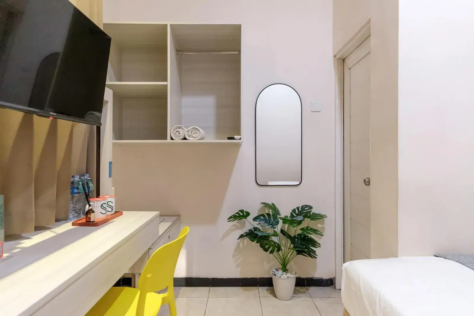 Bedroom, Bed in Mono Coliving Kertajaya Syariah, SBY Bedroom, Bed in Mono Coliving Kertajaya Syariah, SBY