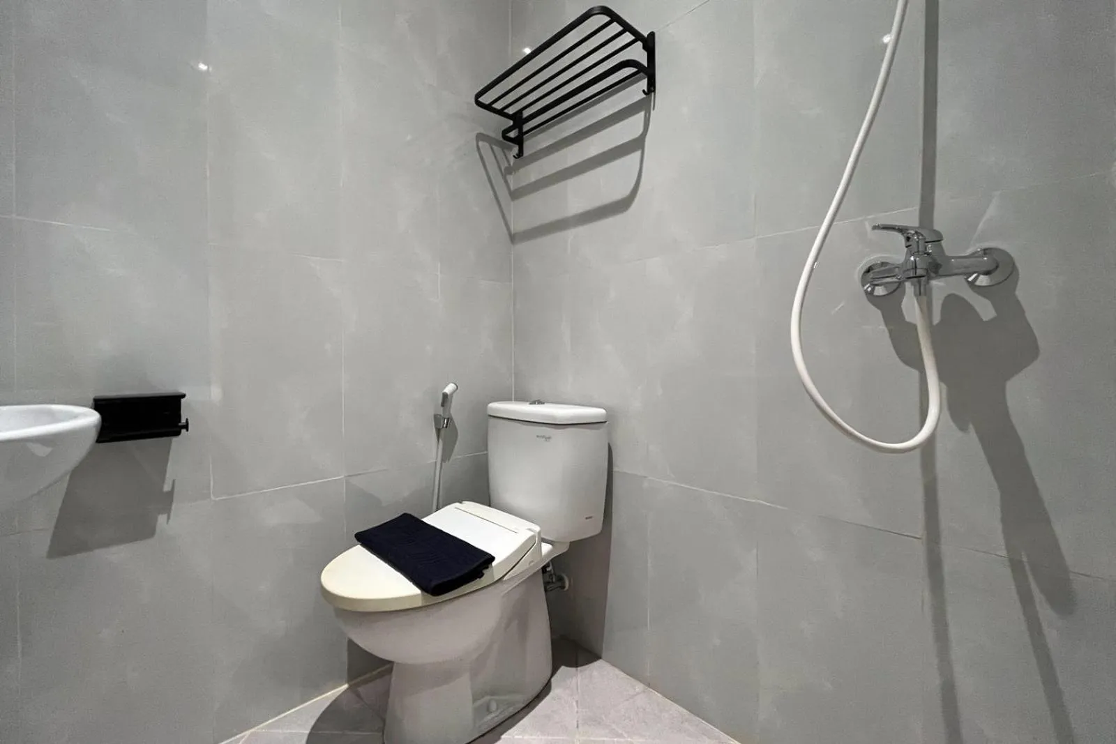 Mono Coliving Kertajaya Syariah, SBY