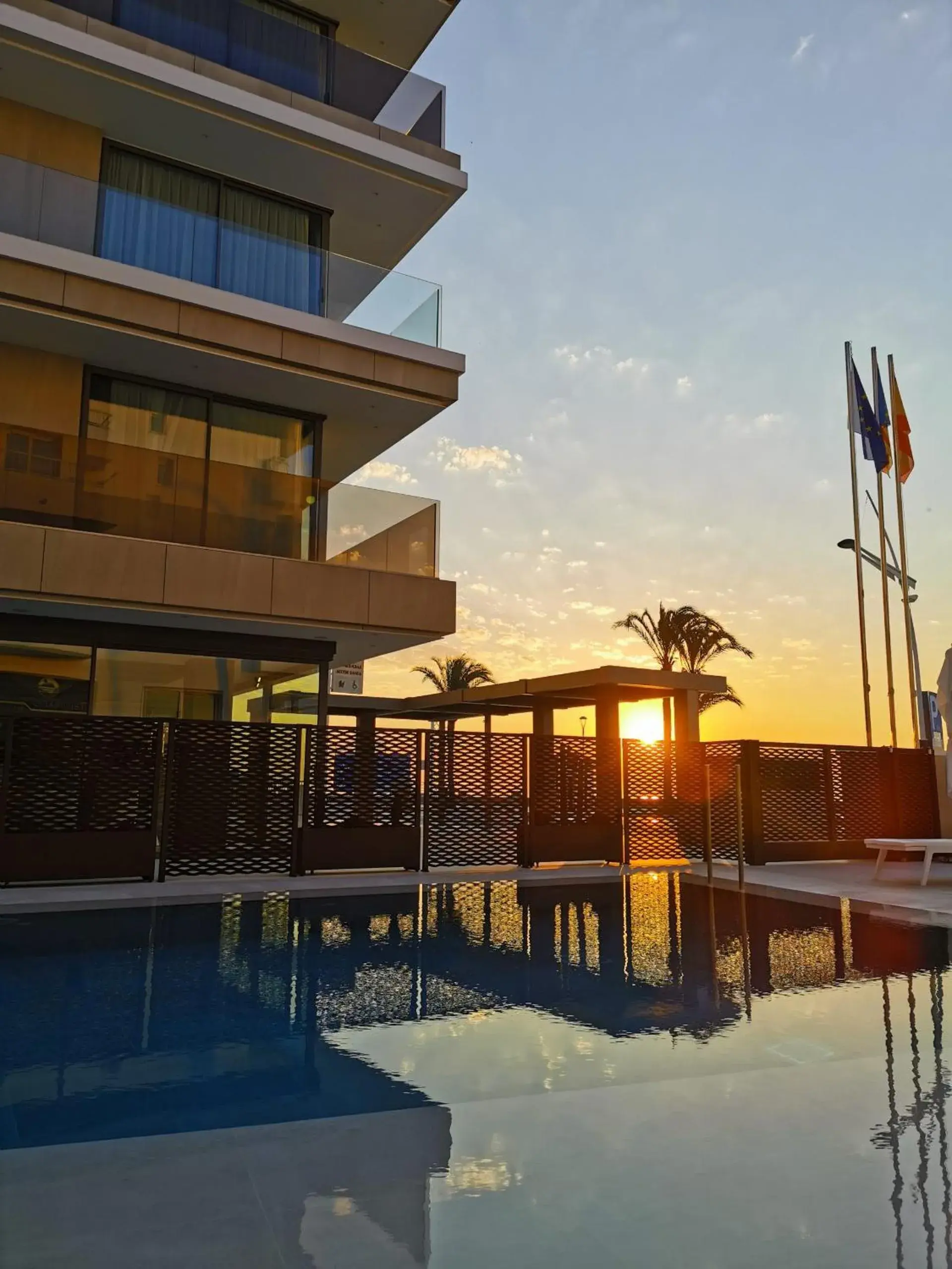 Swimming pool in Hotel & Spa Castillo de Peñíscola 4* Sup Swimming pool in Hotel & Spa Castillo de Peñíscola 4* Sup