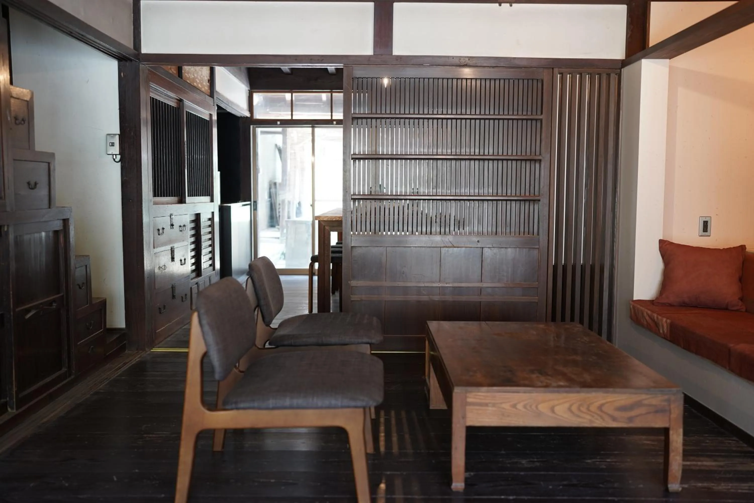 Lobby or reception in 赭Soho Yunotsu Old Village Inn & Bar