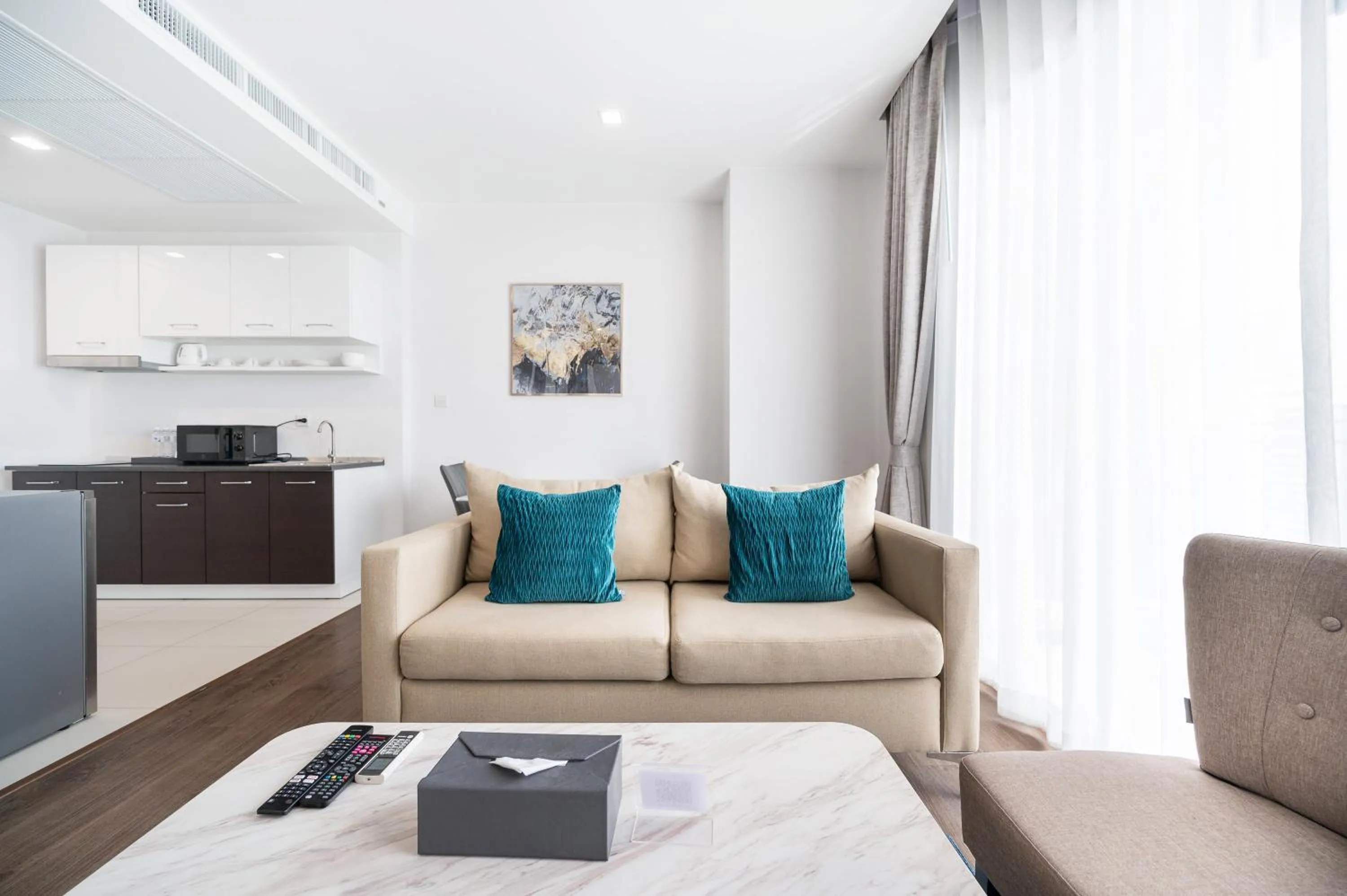 Living room in The Rich Residence Sukhumvit Nana