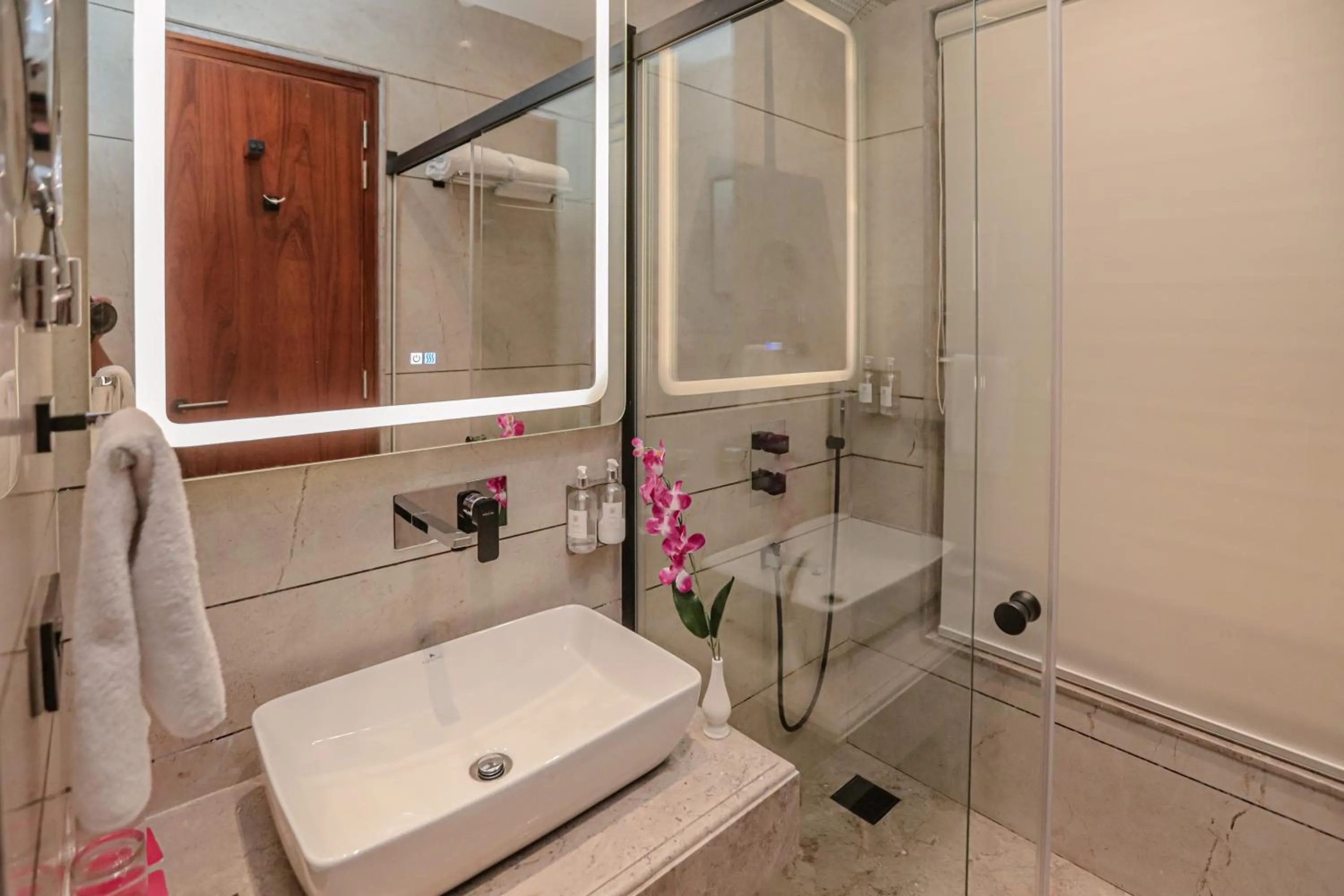 Bathroom in Regenta Place Chandigarh Mohali