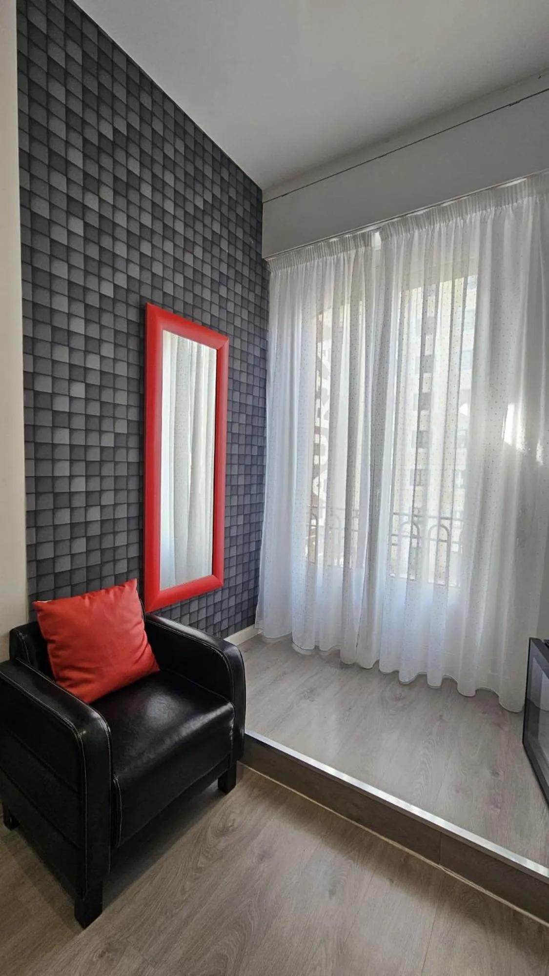 Seating area in Hostal Lauria