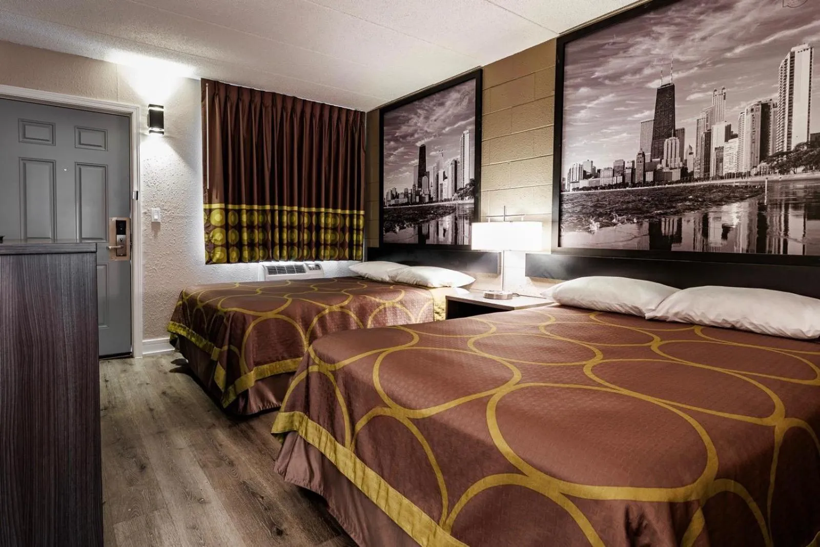 Bed in Super 8 by Wyndham Rockford South