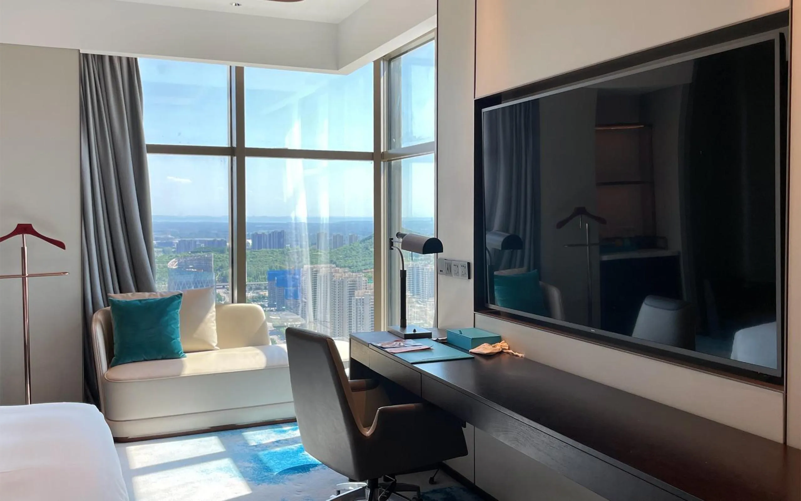 Bed in Wyndham Grand Zaozhuang