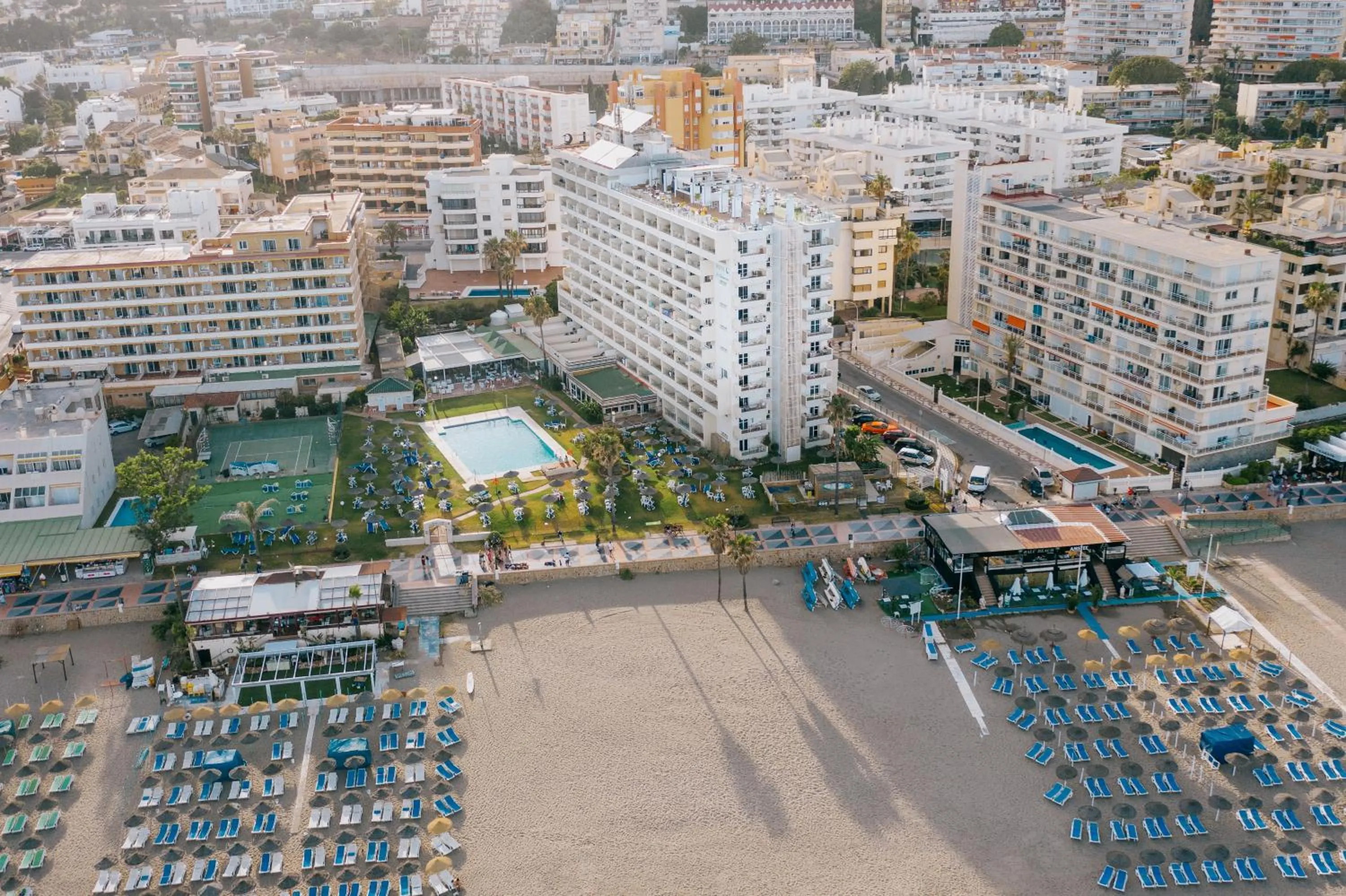 Property building in La Barracuda