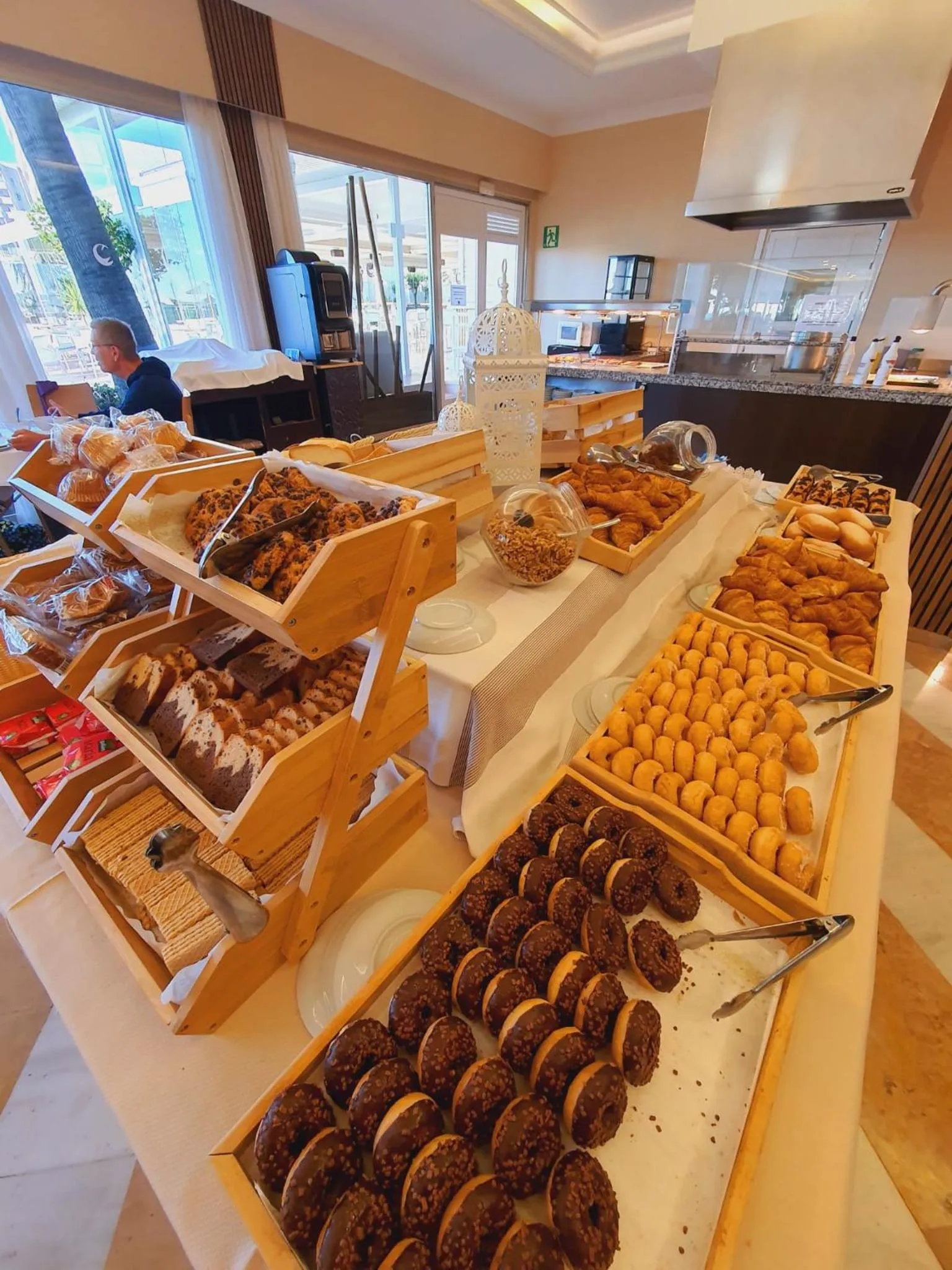 Restaurant/places to eat in La Barracuda