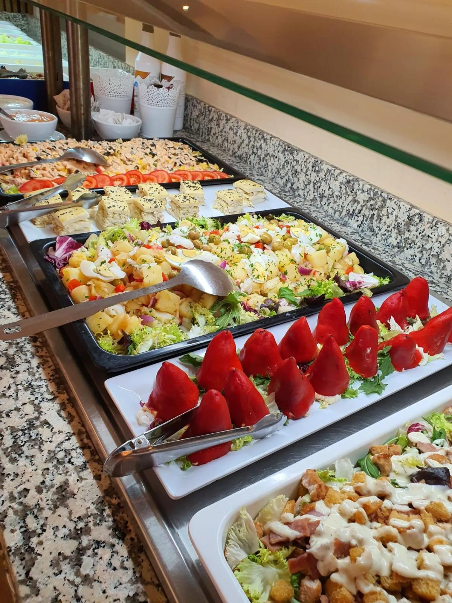 Restaurant/places to eat in La Barracuda