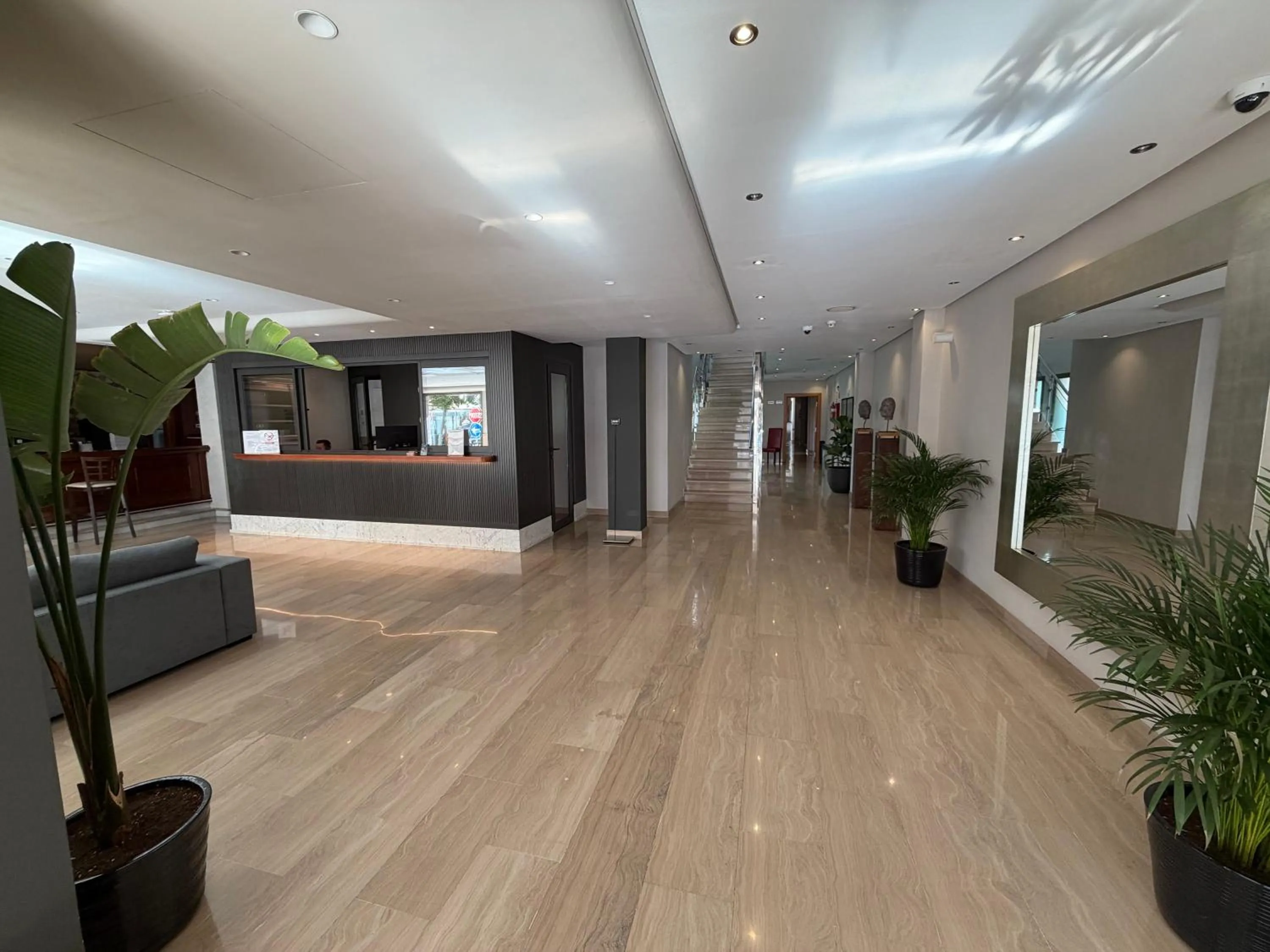 Lobby or reception in Leflet Valme