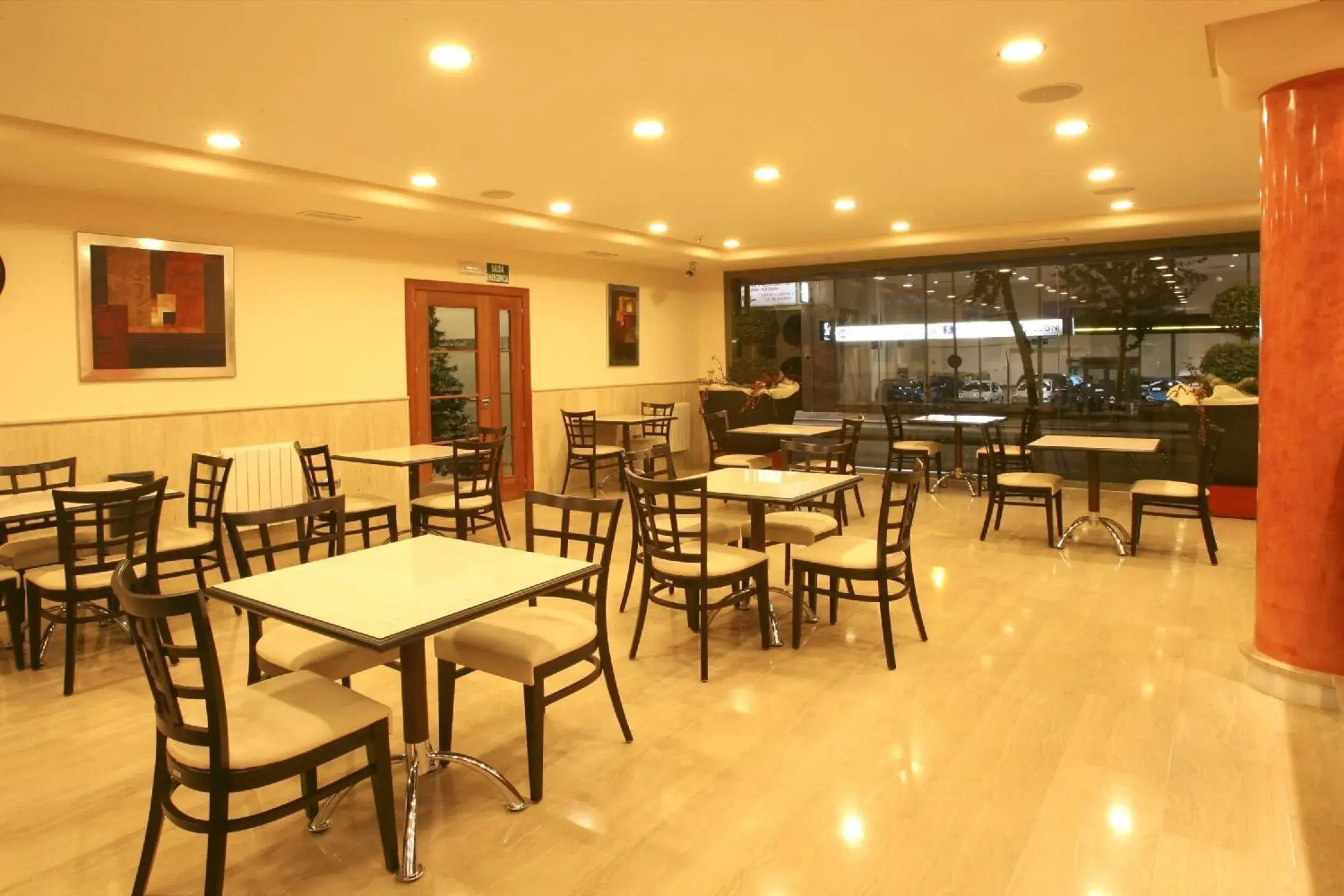 Restaurant/places to eat in Leflet Valme Restaurant/places to eat in Leflet Valme