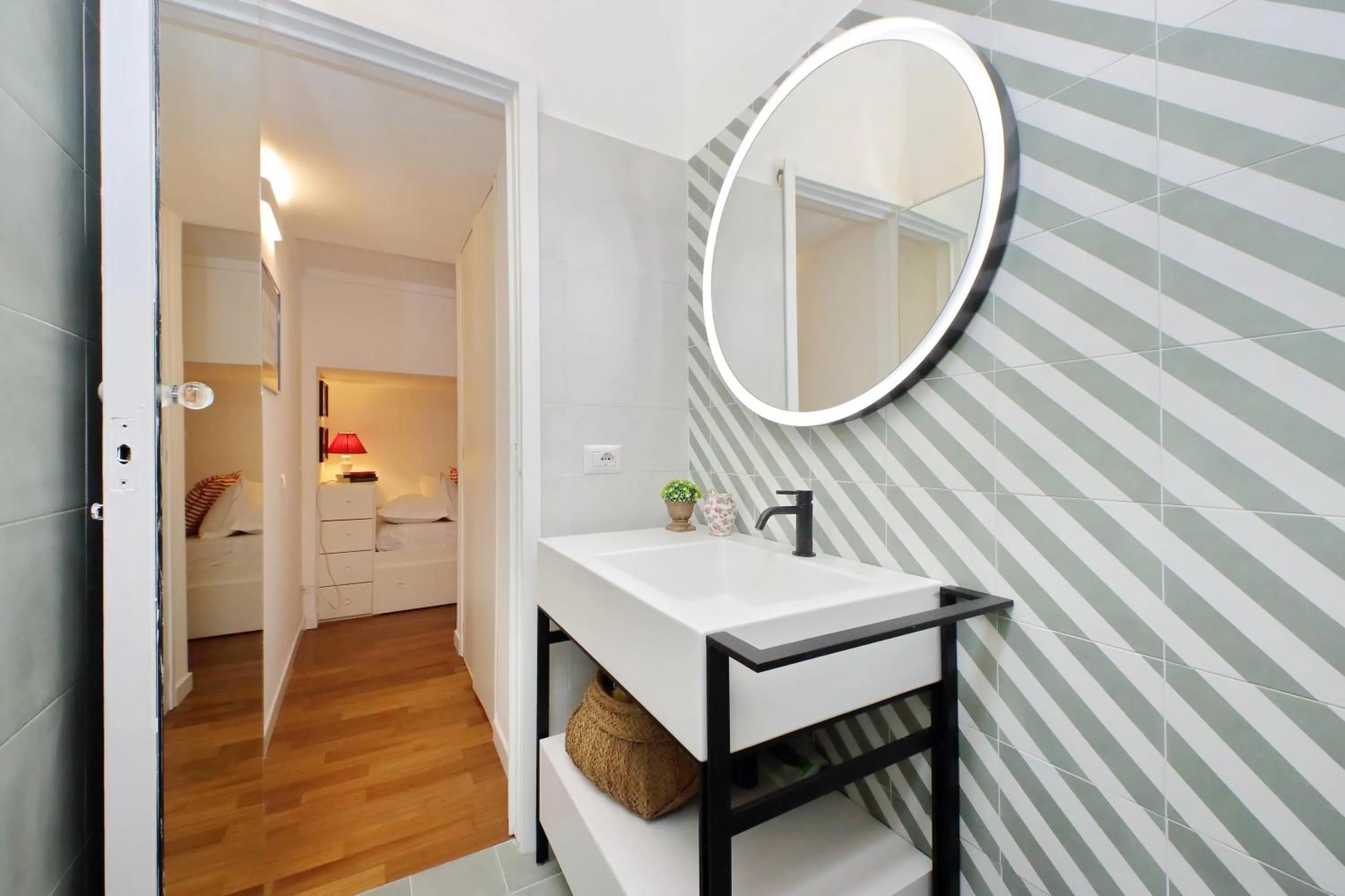 Bathroom in 4BNB - Serpenti Delightful Apartment