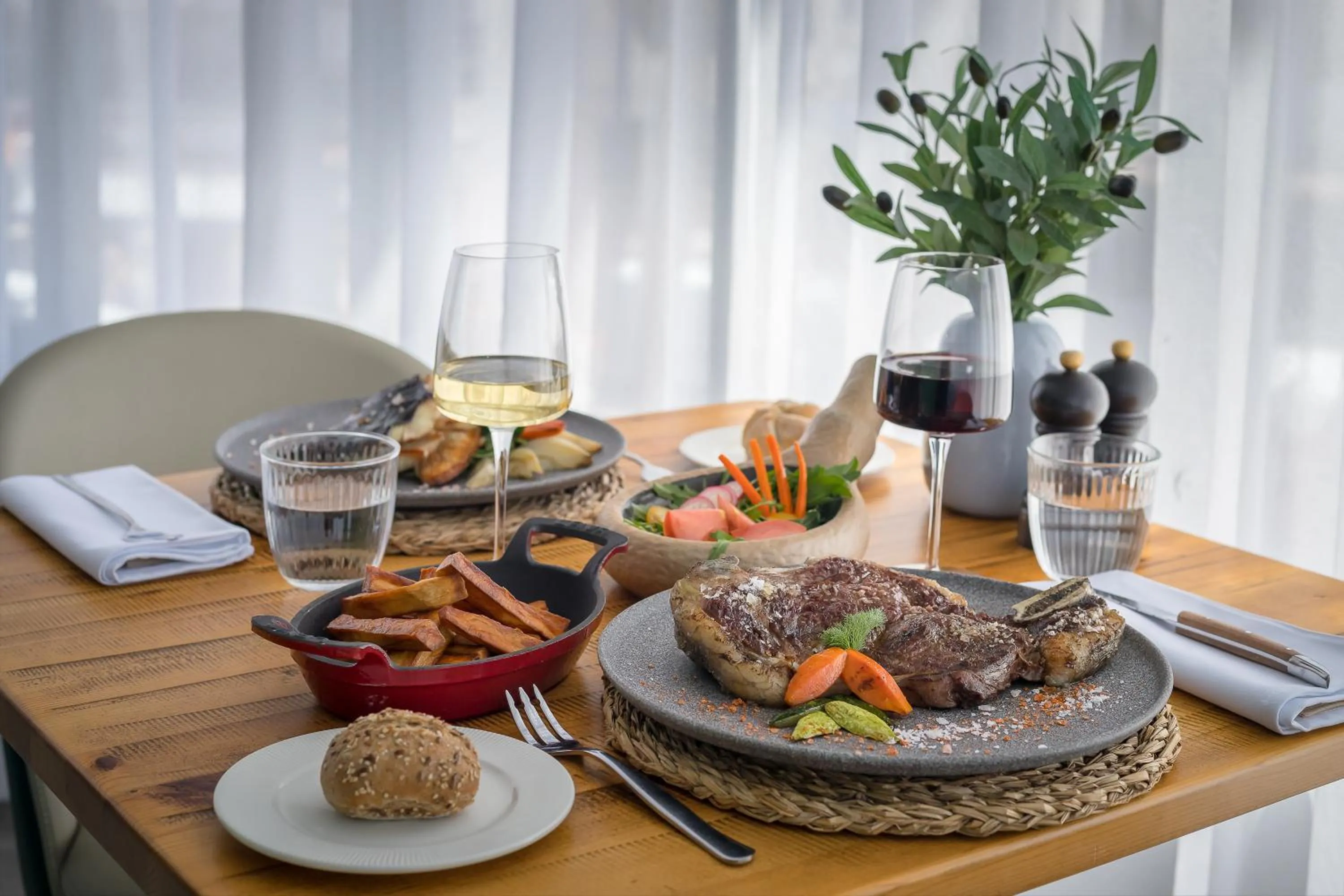 Restaurant/places to eat in Barceló Santiago - Adults Only