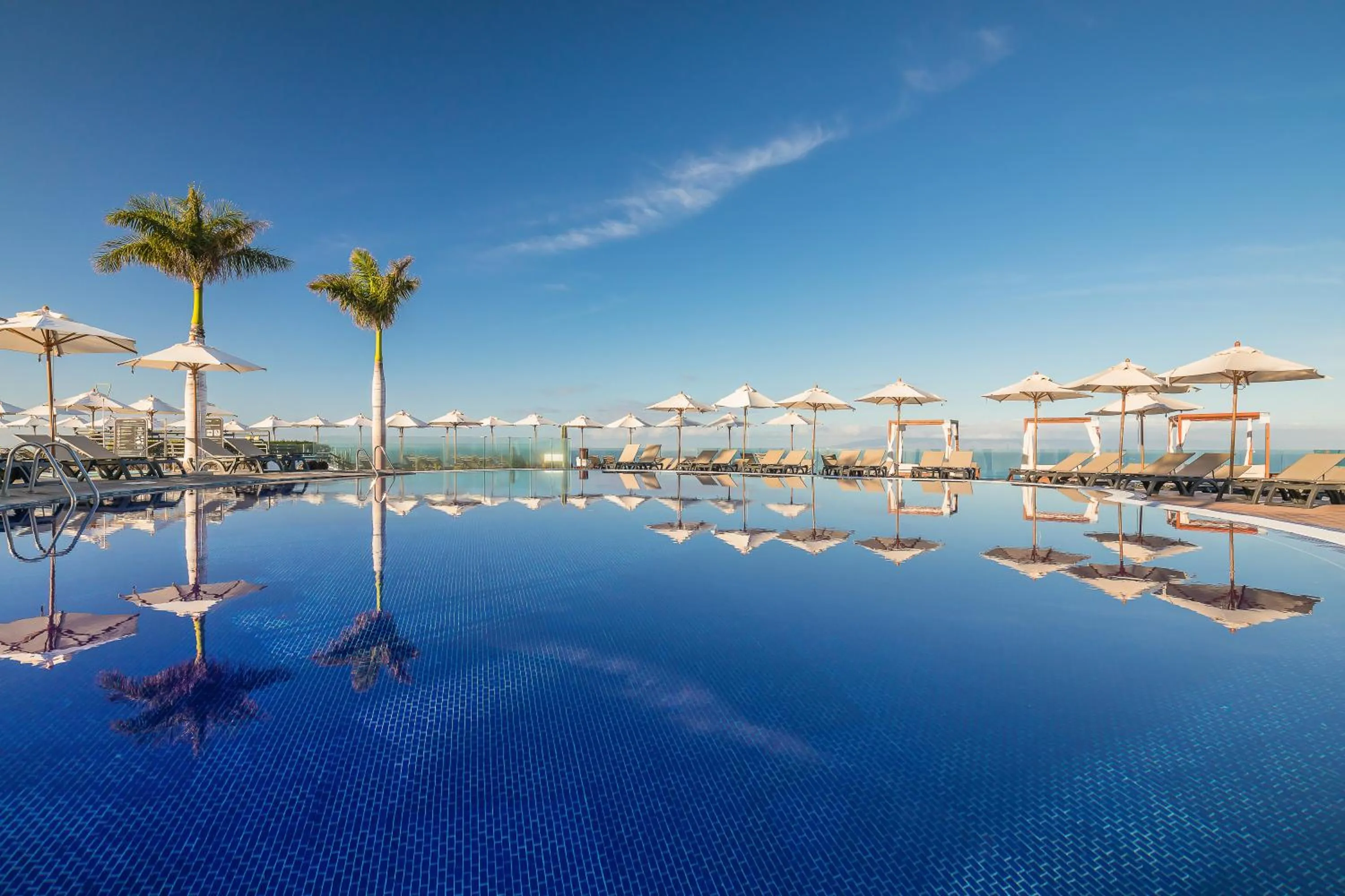 Swimming pool in Barceló Santiago - Adults Only