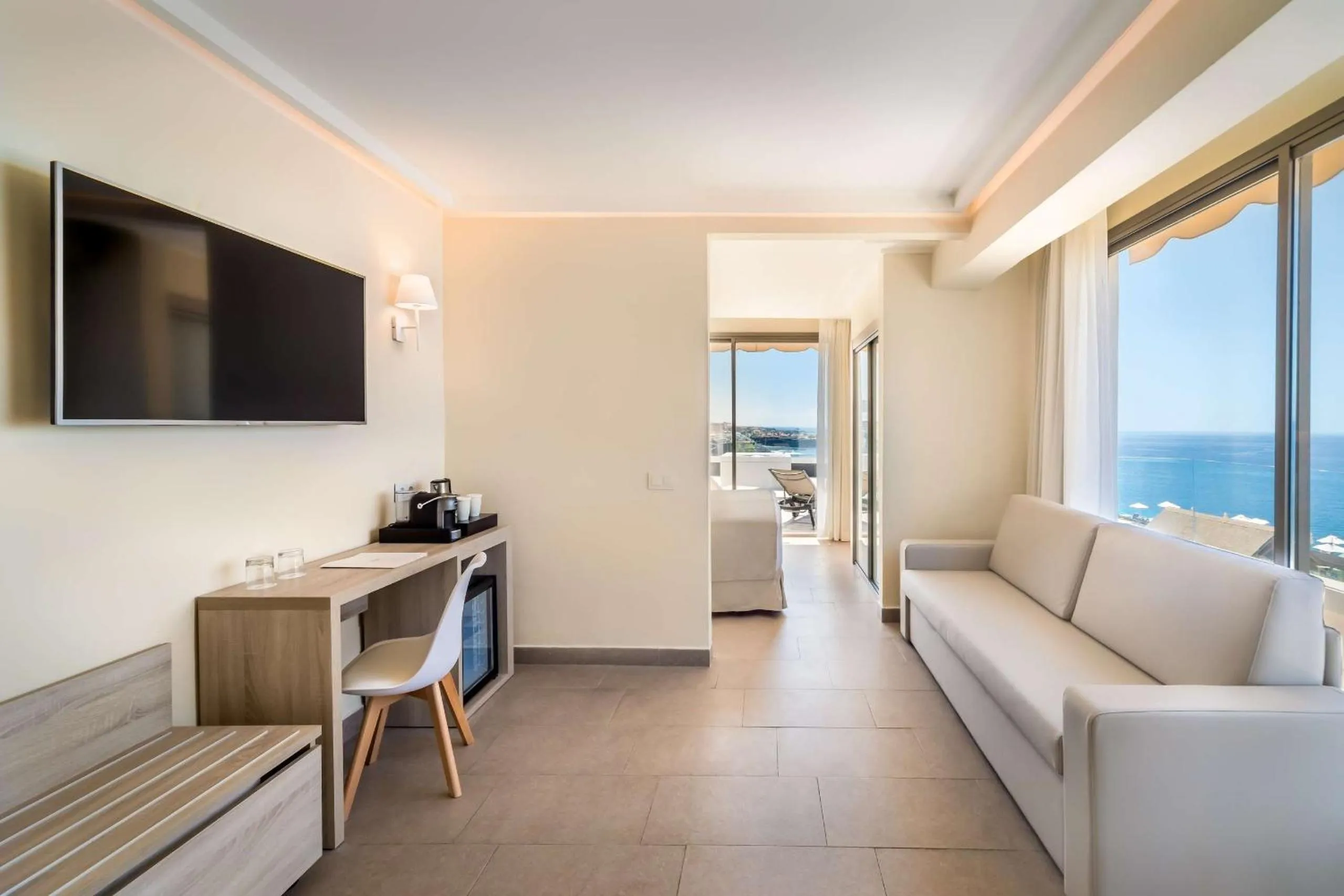 Photo of the whole room in Barceló Santiago - Adults Only